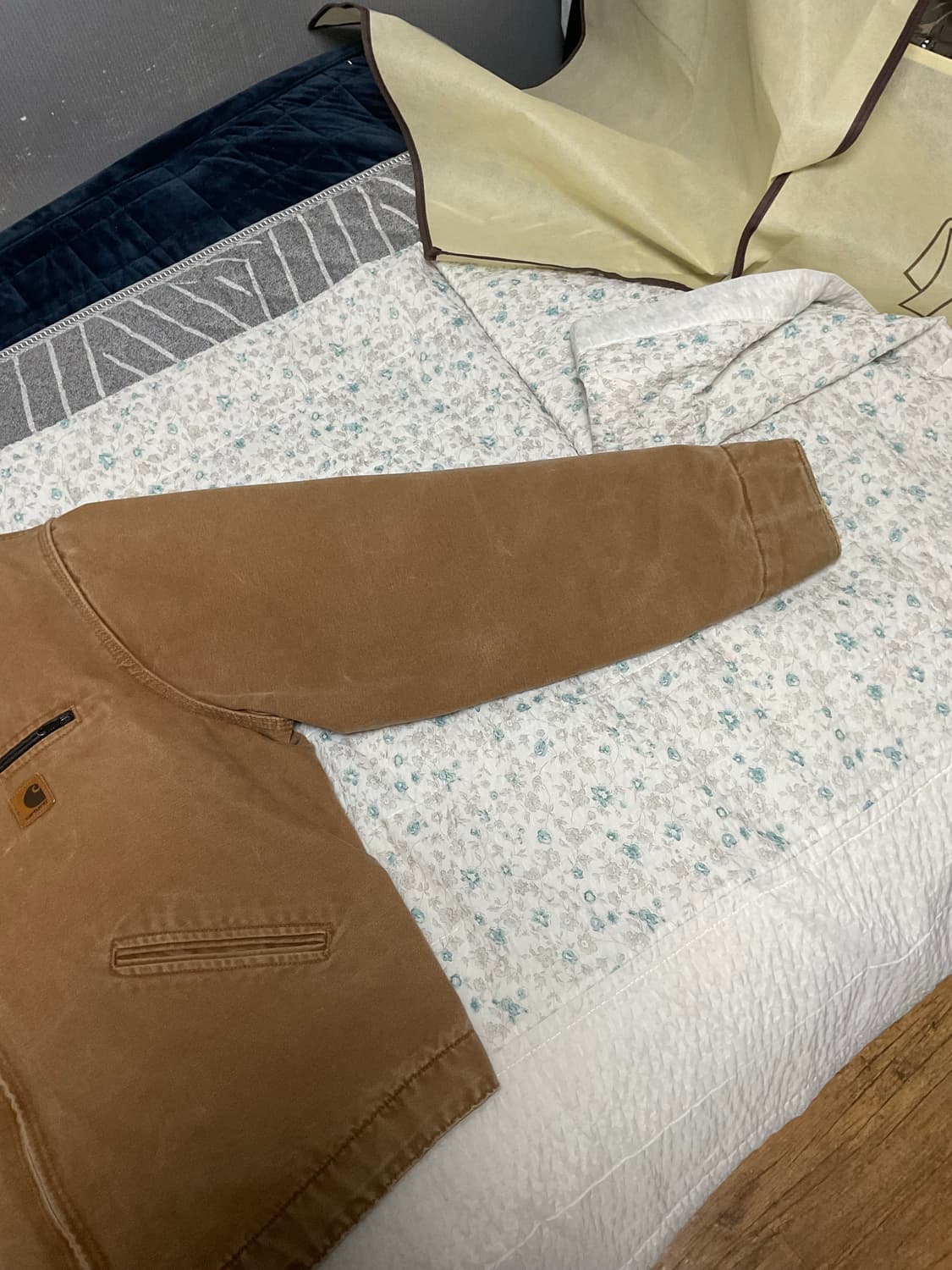 칼하트 디트로이트 j97 brn xl 상품이미지4