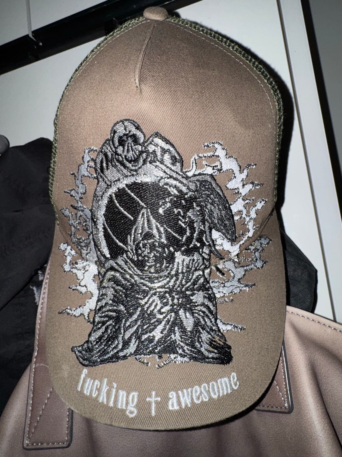 퍼킹어썸 fucking awesome 트러커 캡 상품이미지1