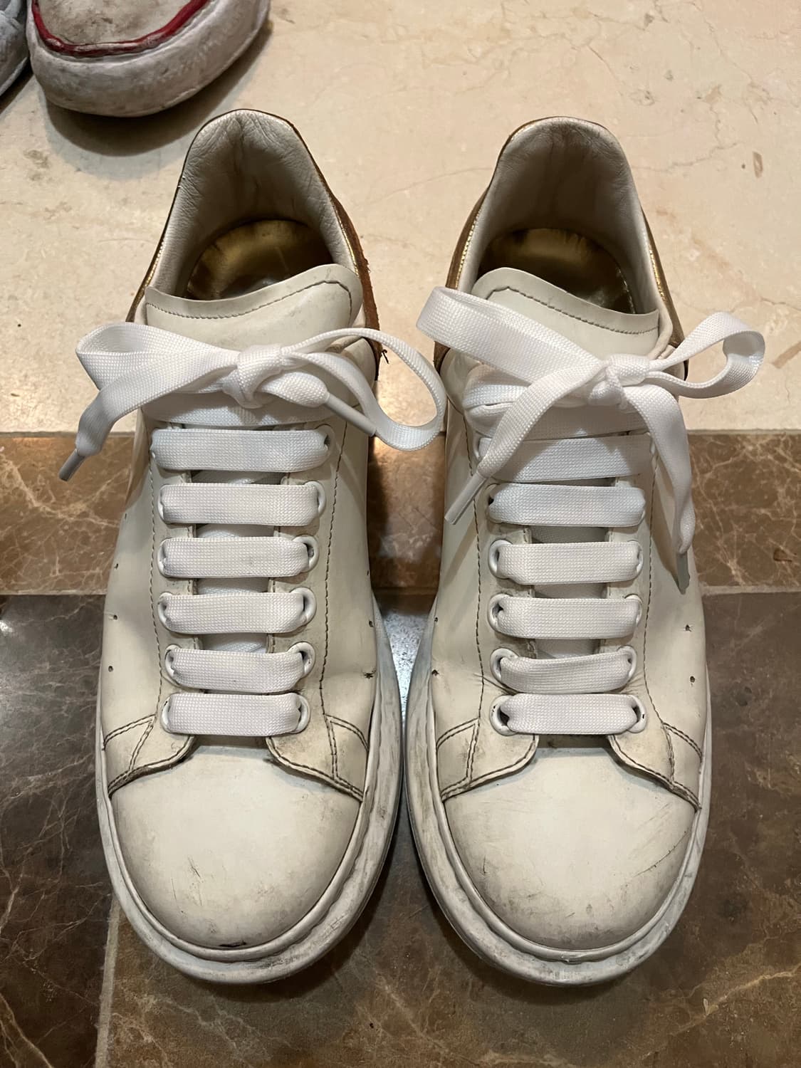 알렉산더 맥퀸 골드 40.5 (급처) 상품이미지7