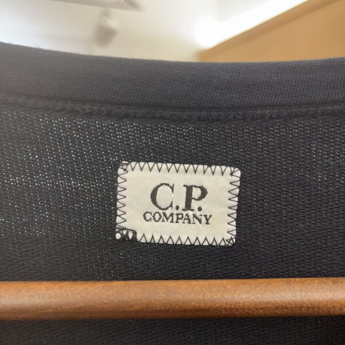 씨피컴퍼니 빈티지 모던시크 와펜 롱슬리브 맨투맨 L C09263 상품이미지5