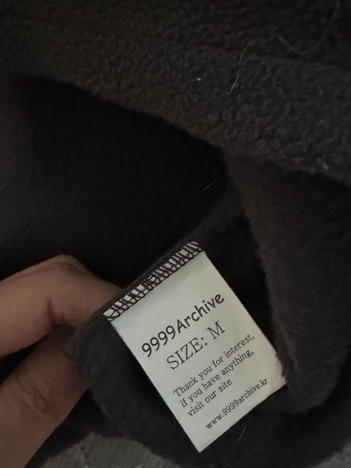 9999아카이브 웨이브 플리스 차콜 M 상품이미지4