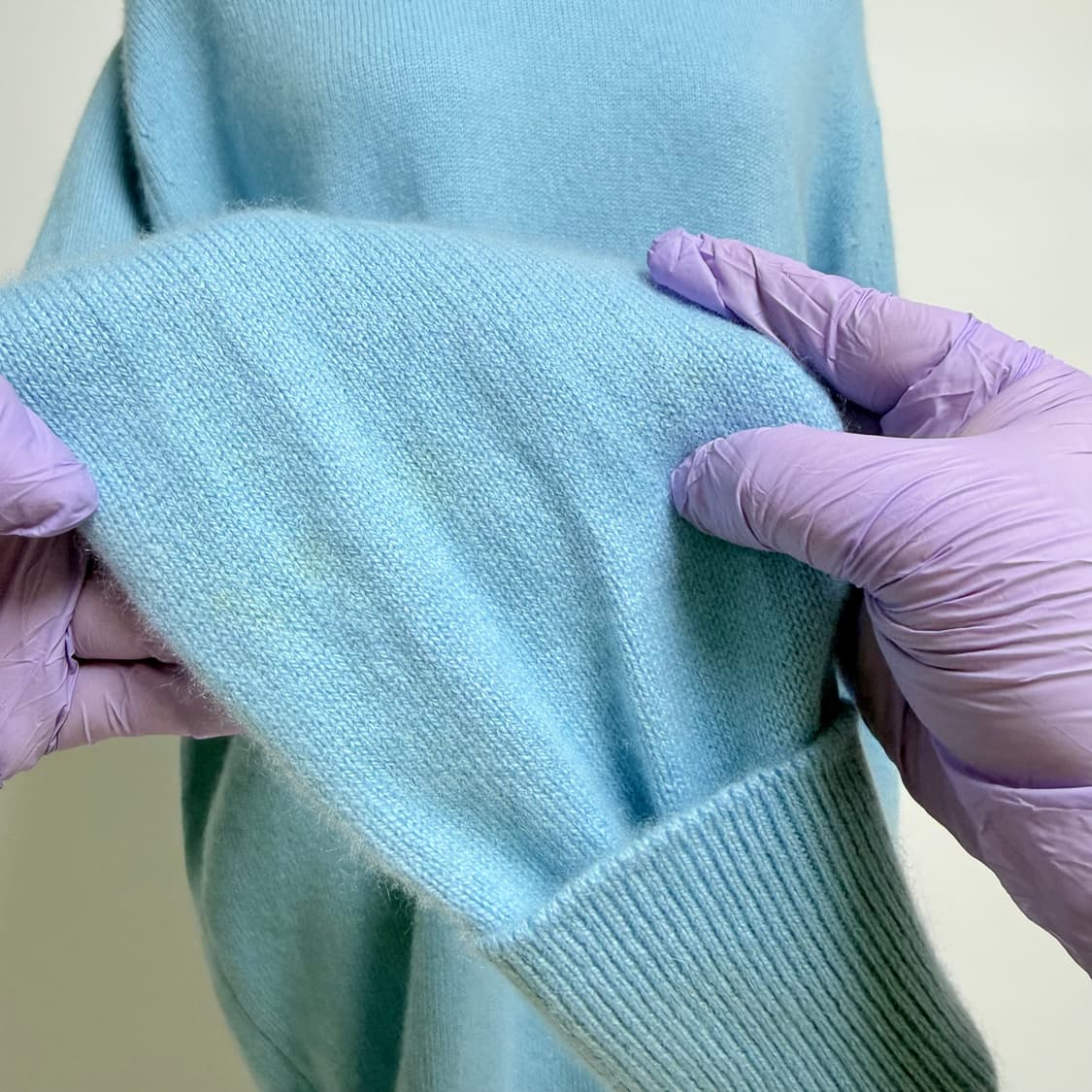 [캐시미어 100%] 스카이블루 라운드 니트 상품이미지6