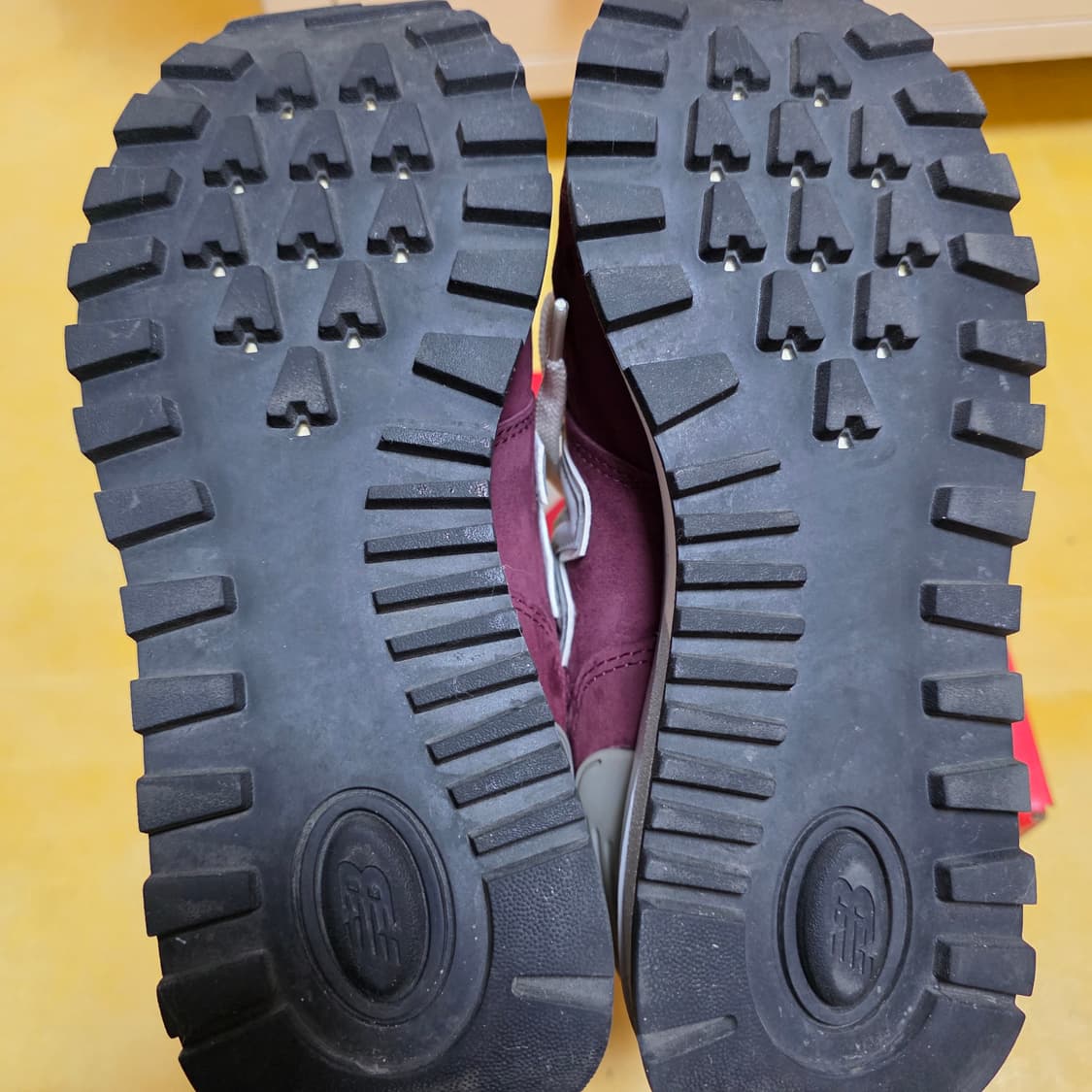 뉴발란스 레거시 574 버건디 230사이즈 U574LGAA (상태 최상) 상품이미지6