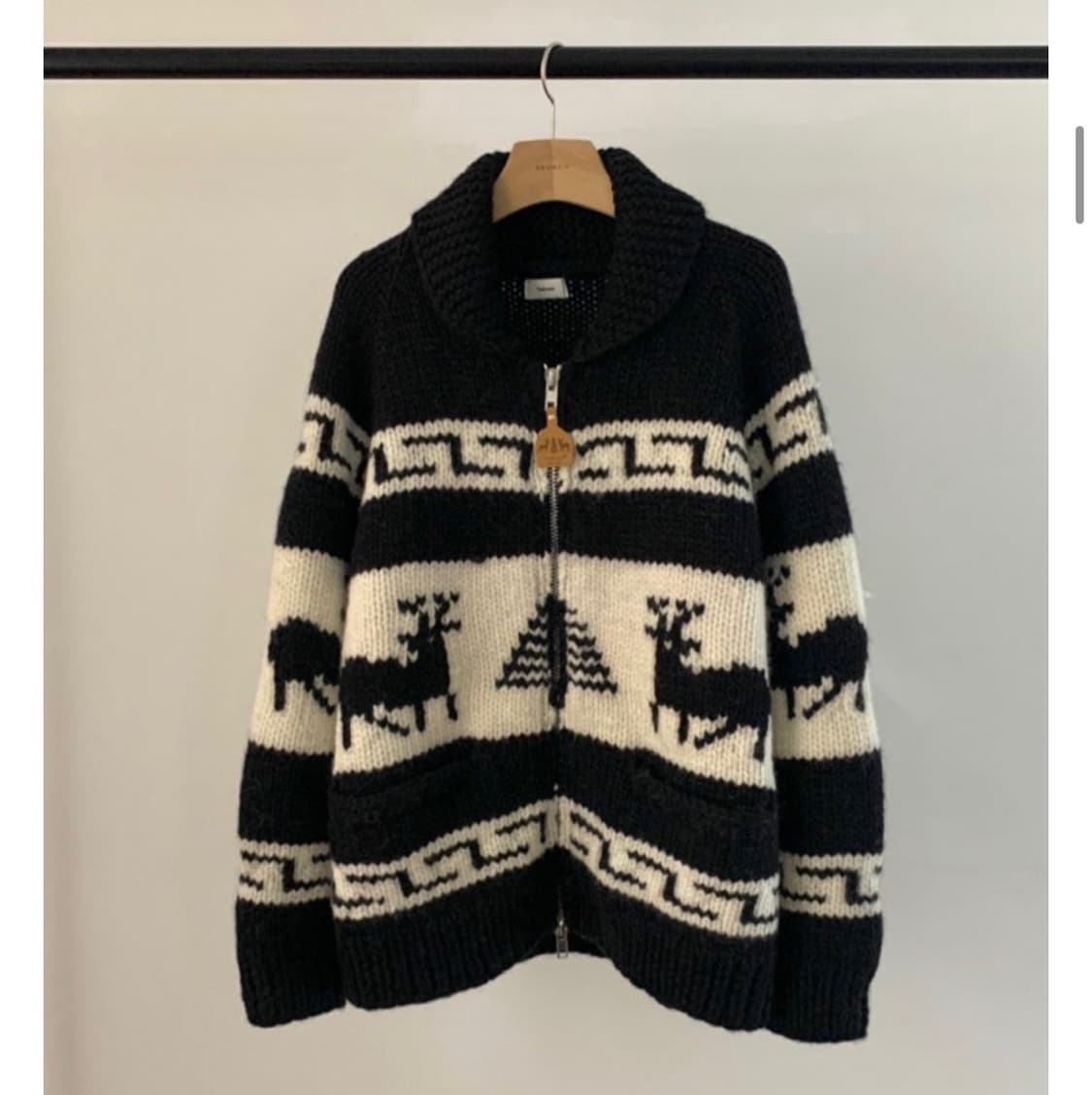 더브런치 디어 코르찬 노르딕 니트집업가디건 상품이미지1