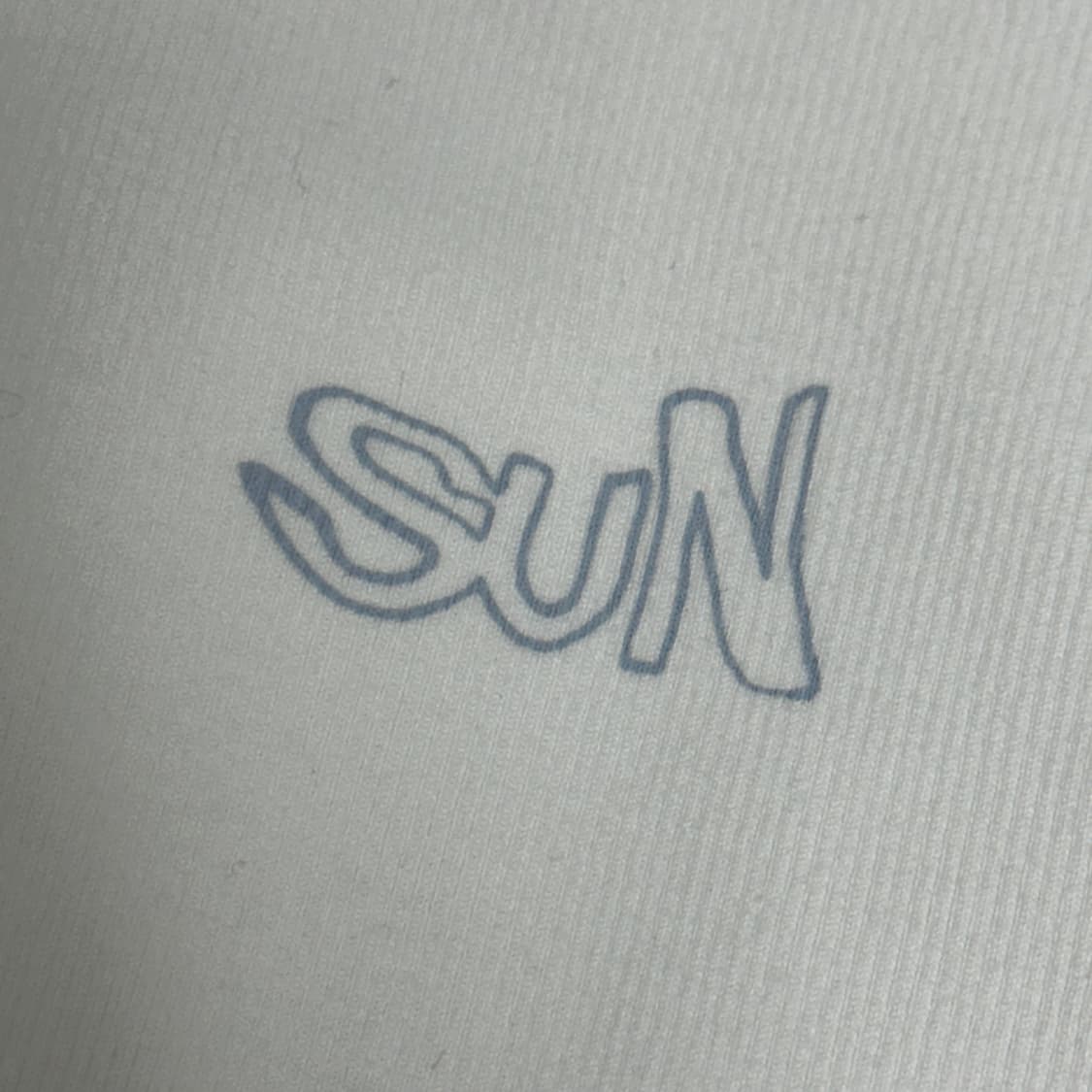 [M] ERL SUN 슬리브리스 탱크탑 화이트 상품이미지4