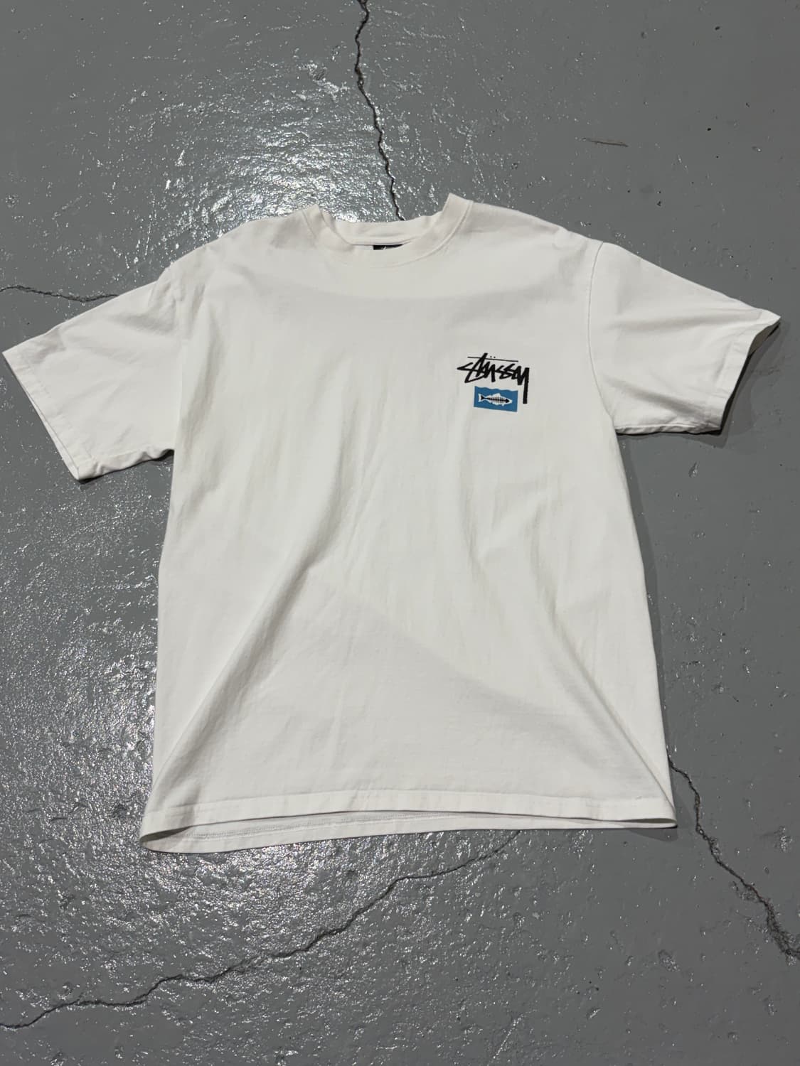스투시(Stussy) X 힐 더 베이 콜라보 반팔 티셔츠 상품이미지1