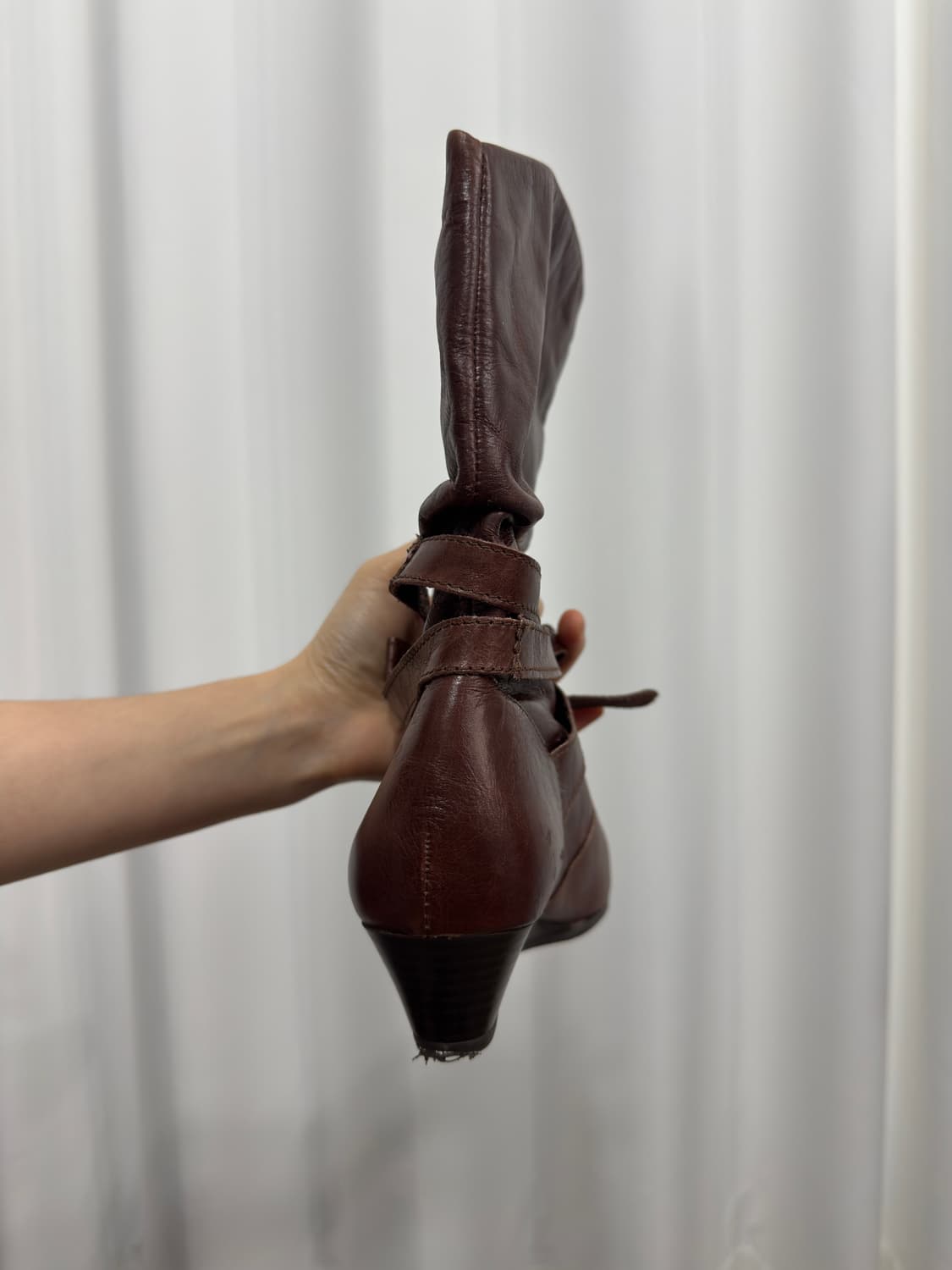 brown buckle leather boots 상품이미지5