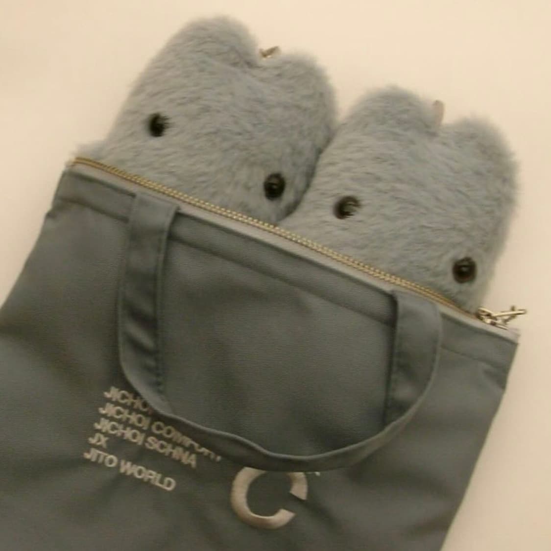 지초이 지토 포카홀더 포홀 그레이 새상품 원가양도 상품이미지1