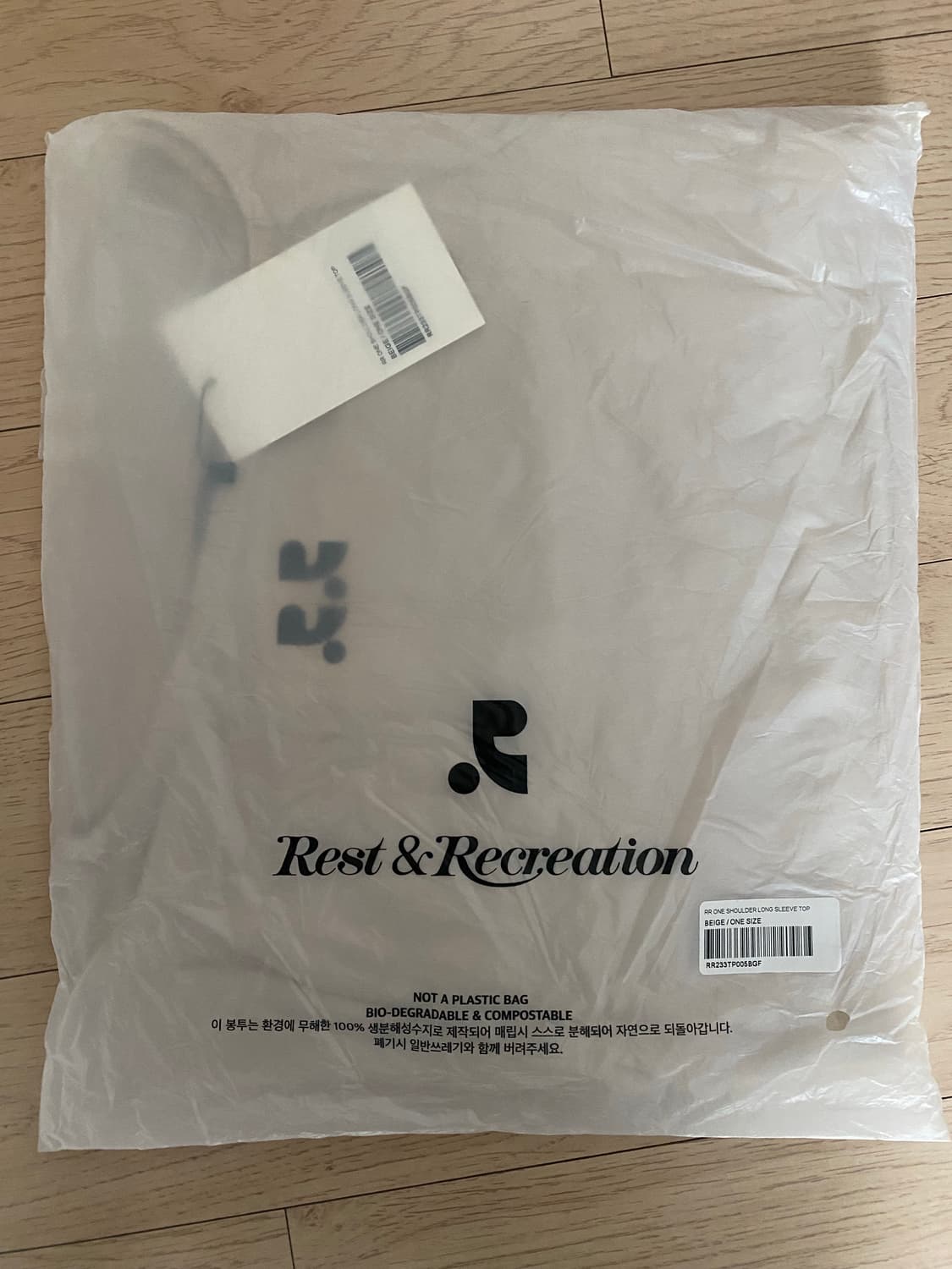 레스트앤레크레이션 원 숄더 긴팔 티셔츠 베이지 상품이미지4