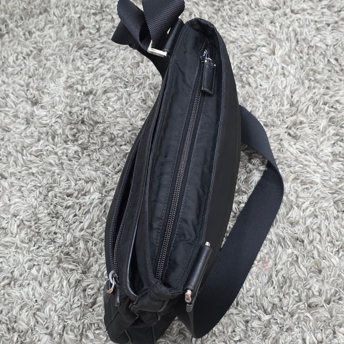 프라다 포코노 나일론 크로스백 숄더백 (남녀공용) 상품이미지7