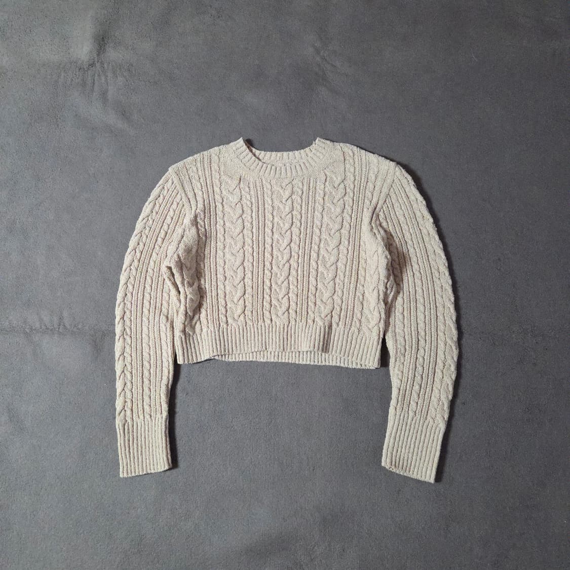 LFM 렉스핑거마르쉐 크롭 케이블 니트 탑 상품이미지1