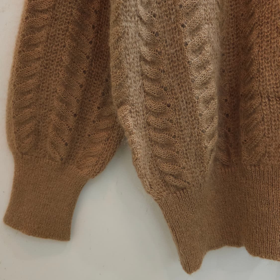 모헤어 진베이지 루즈핏 헤어리 니트 상품이미지7