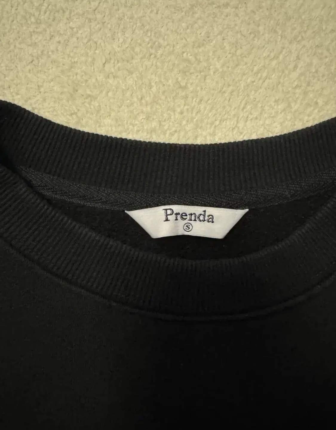 [S] 프렌다(prenda) 데님 패치 크루넥셔츠 맨투맨 블랙 상품이미지4