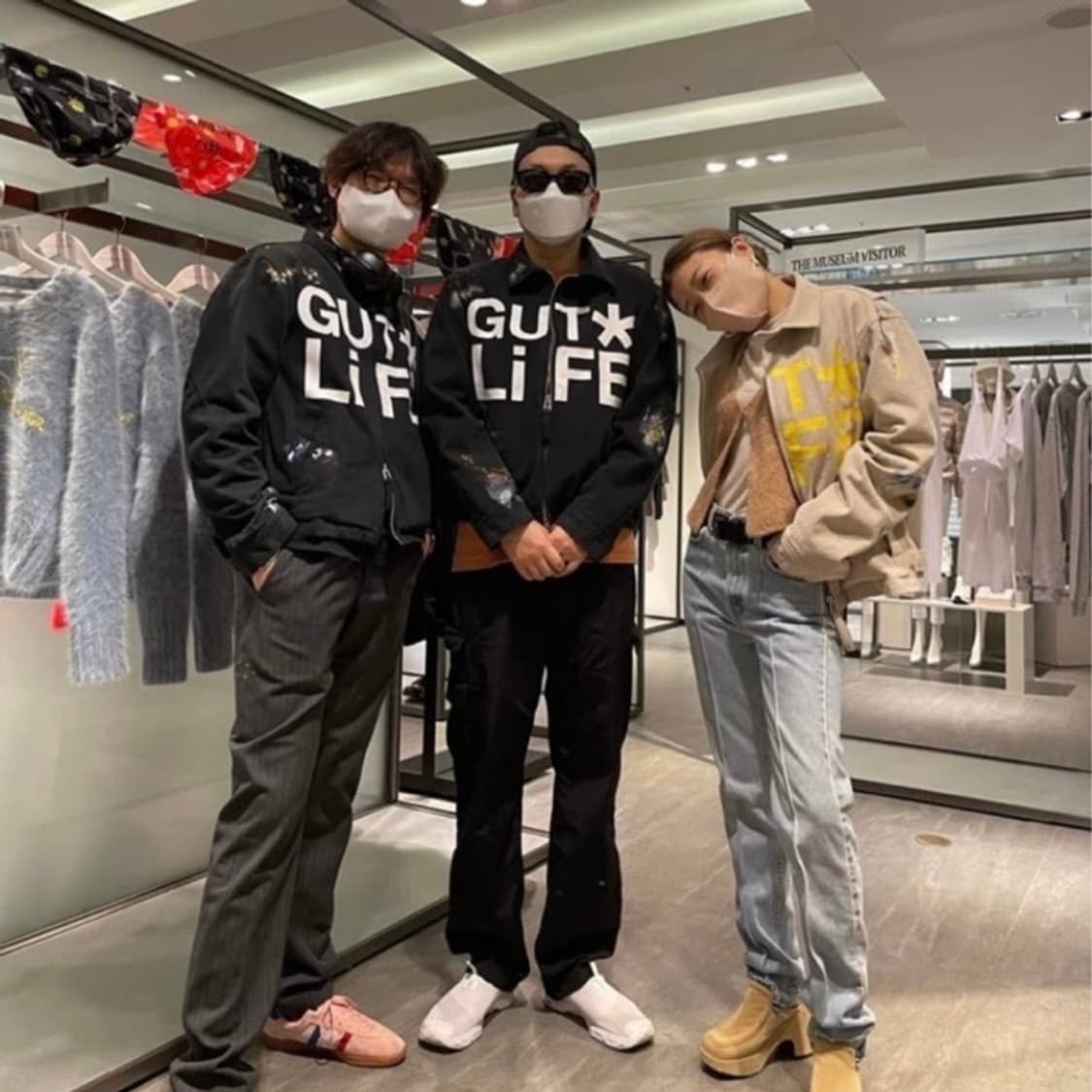 더 뮤지엄 비지터 GUT LIFE 페인팅 코튼 워크 자켓 상품이미지2