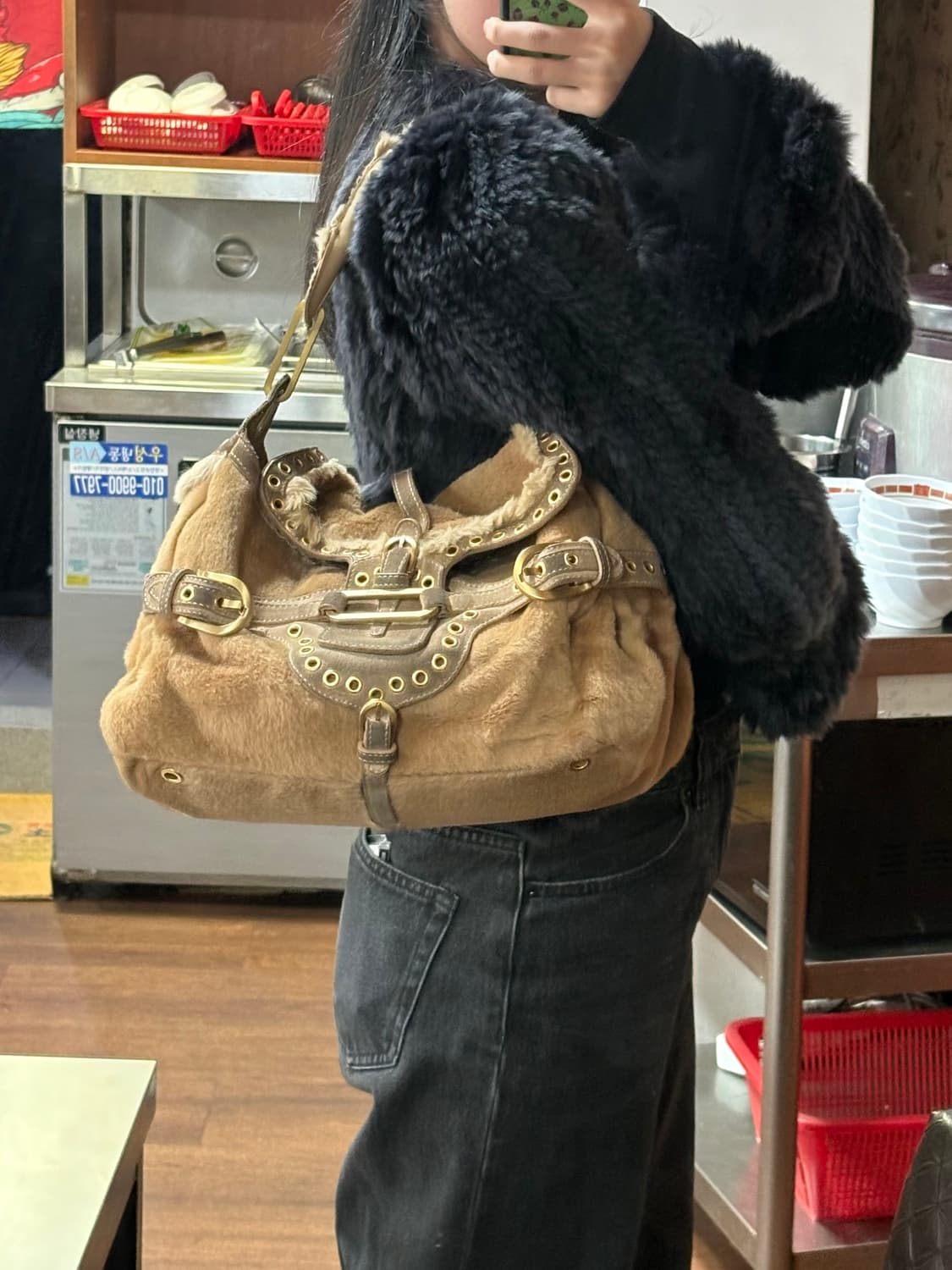 지미추 송치백 툴리타 시어링 숄더백 상품이미지1