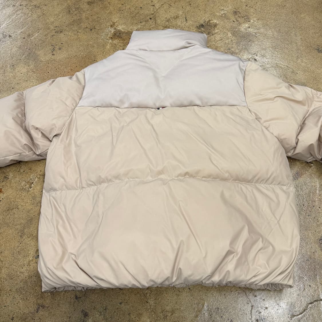 타미힐피거 바닐라 크림 패딩 상품이미지4