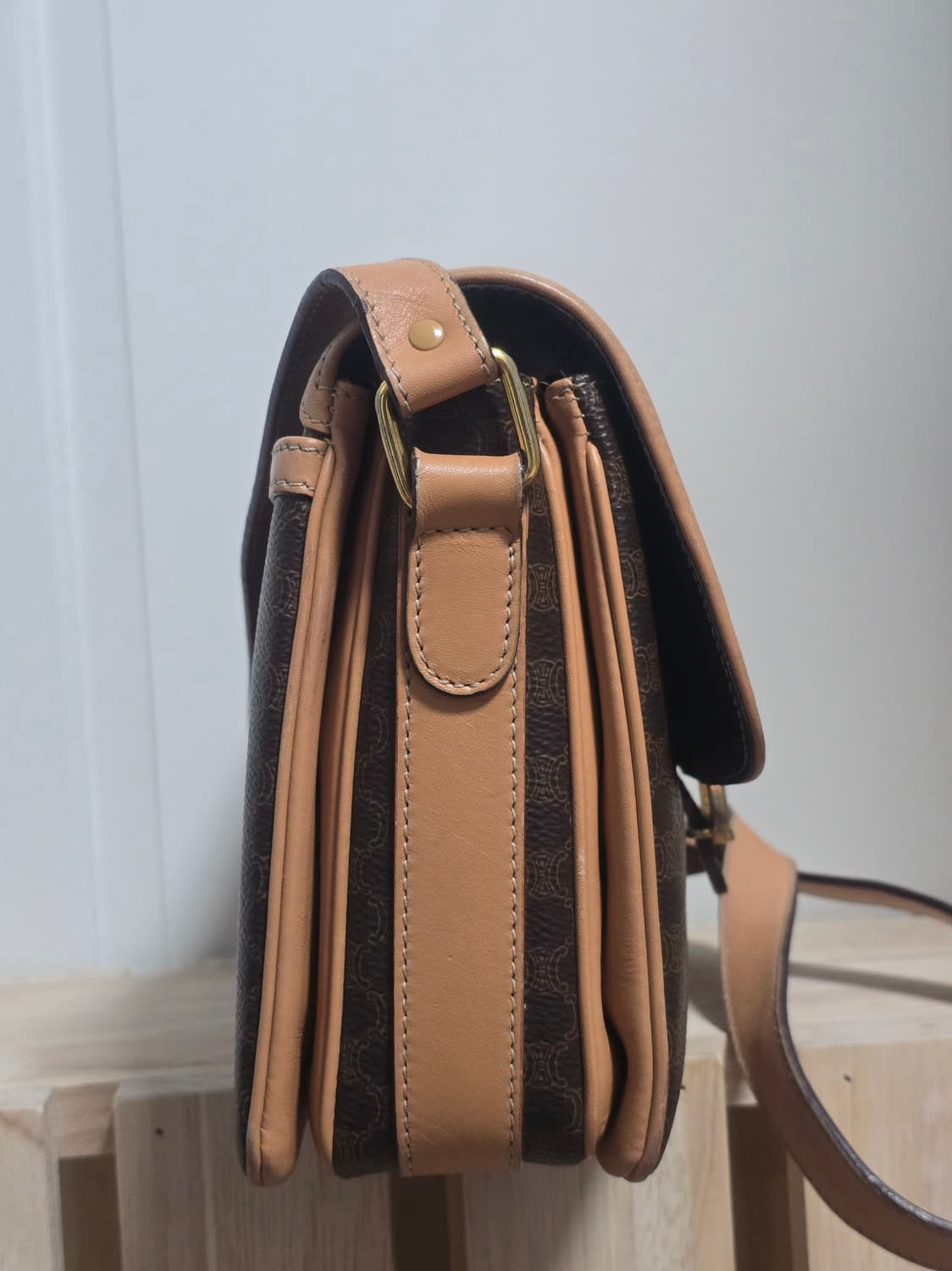 Celine 셀린느 마카담 크로스백 상품이미지4