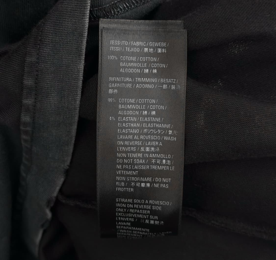 [M] 발렌시아가 남성 그래픽 로고 빈티지 프린팅 반팔 티셔츠 블랙 상품이미지8