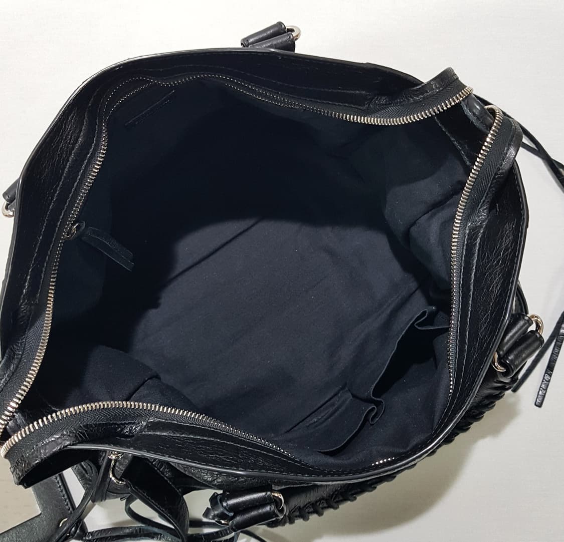 발렌시아가 클래식 모터백 미디움  상품이미지9