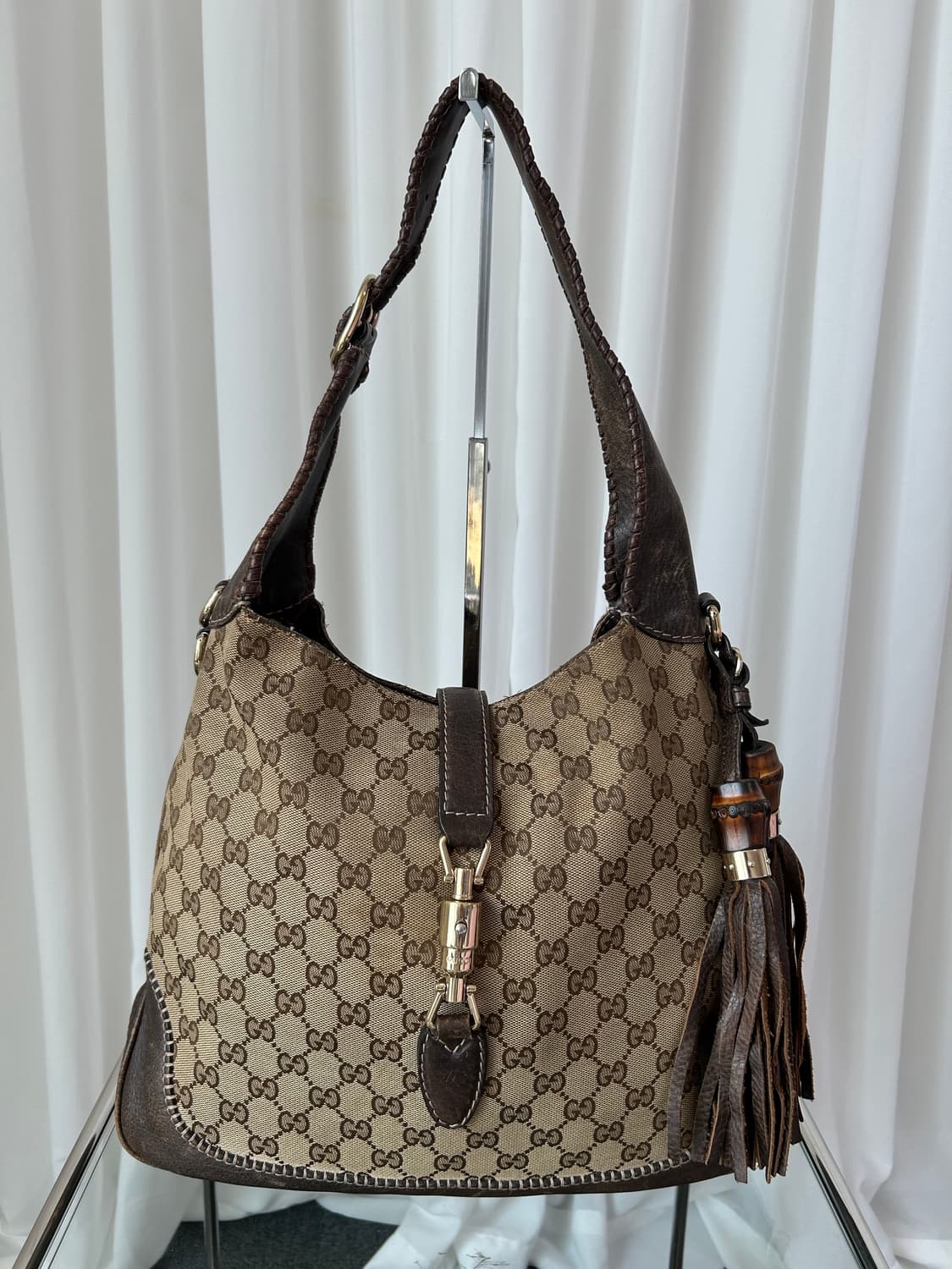 구찌 뉴 재키 태슬 숄더백 상품이미지2