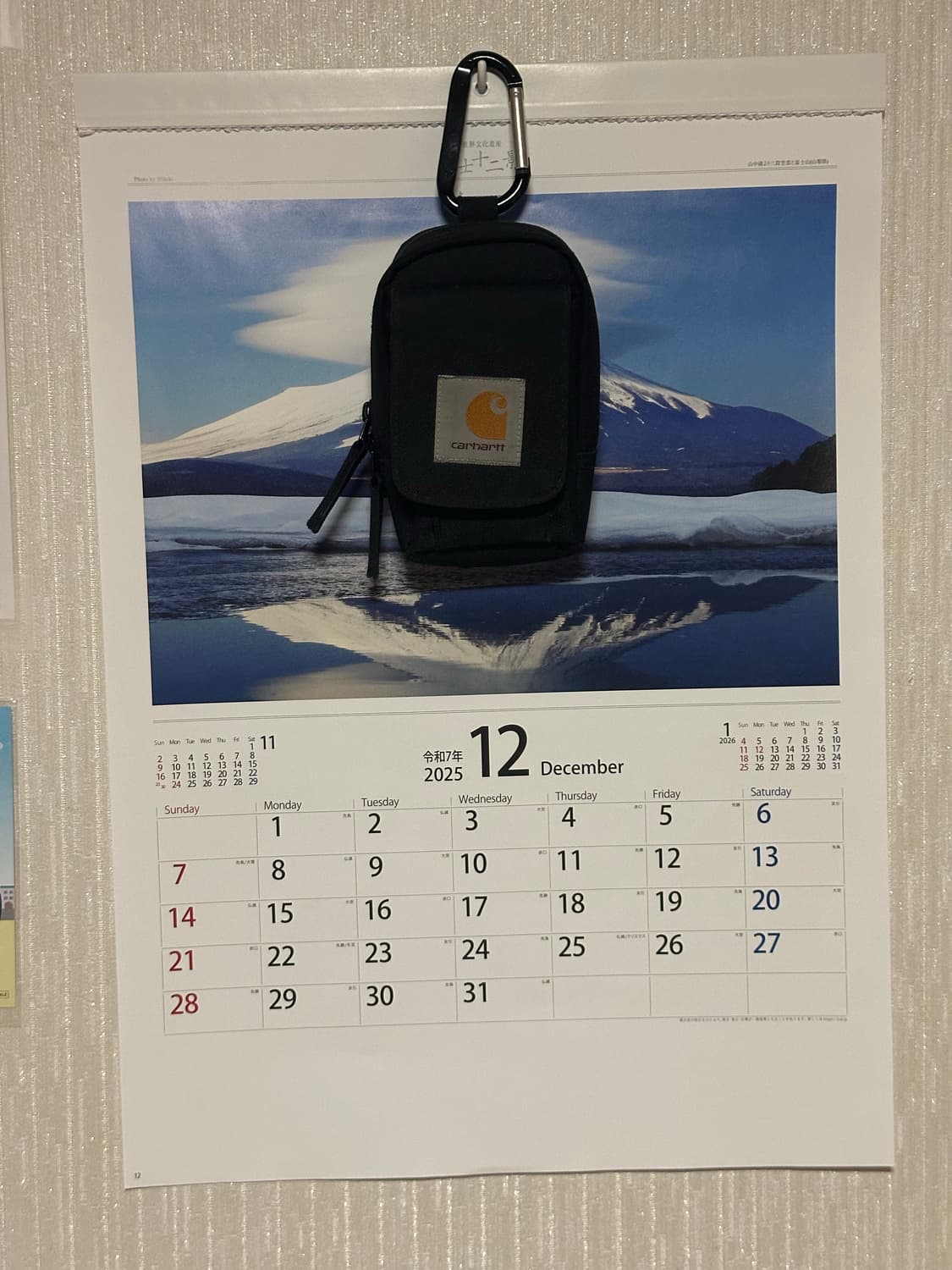 칼하트 카라비너 미니백 (black) 상품이미지6