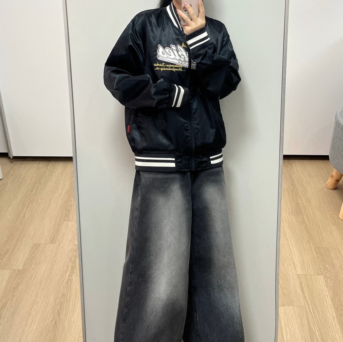 디키즈 빅로고 유광 블랙 바시티 자켓 상품이미지1