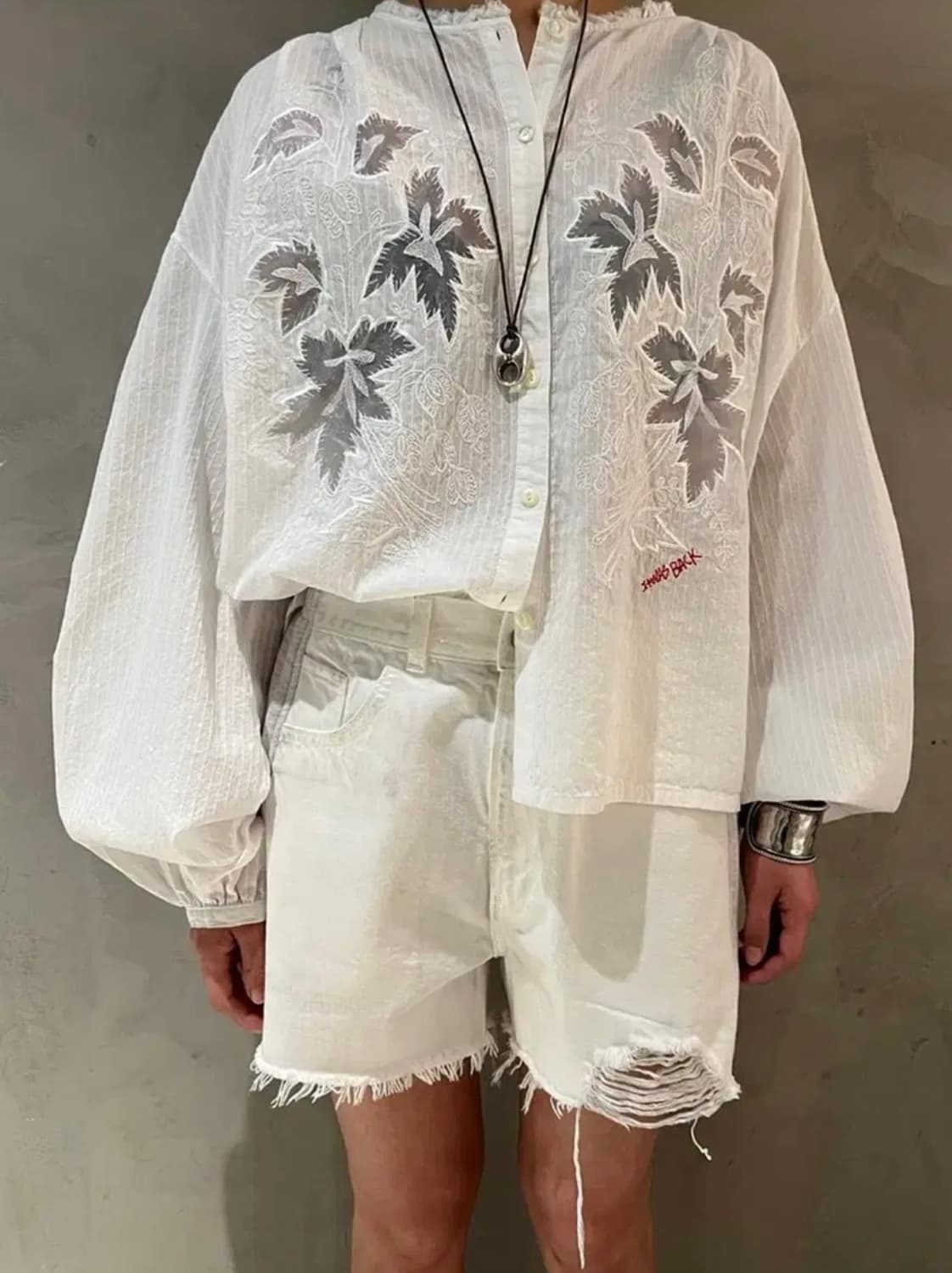 standalone 자수블라우스 상품이미지2