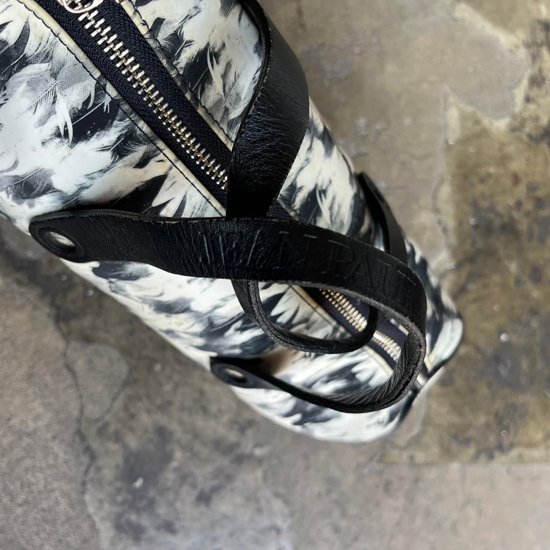 장폴고티에 페더 패턴 미니 토트백 상품이미지4