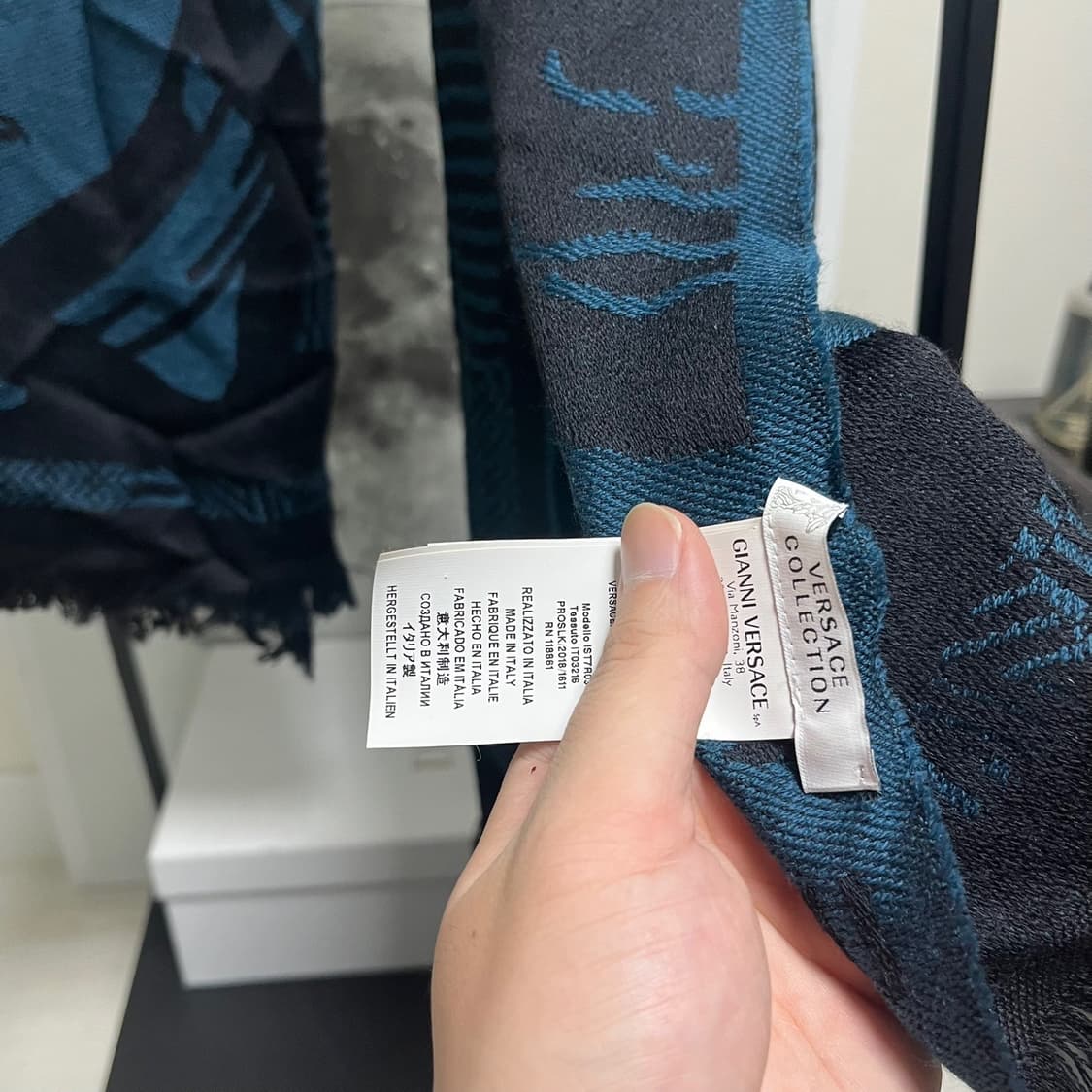 정품 OS) 베르사체 컬렉션 메두사 로고 숄 머플러 목도리 상품이미지3