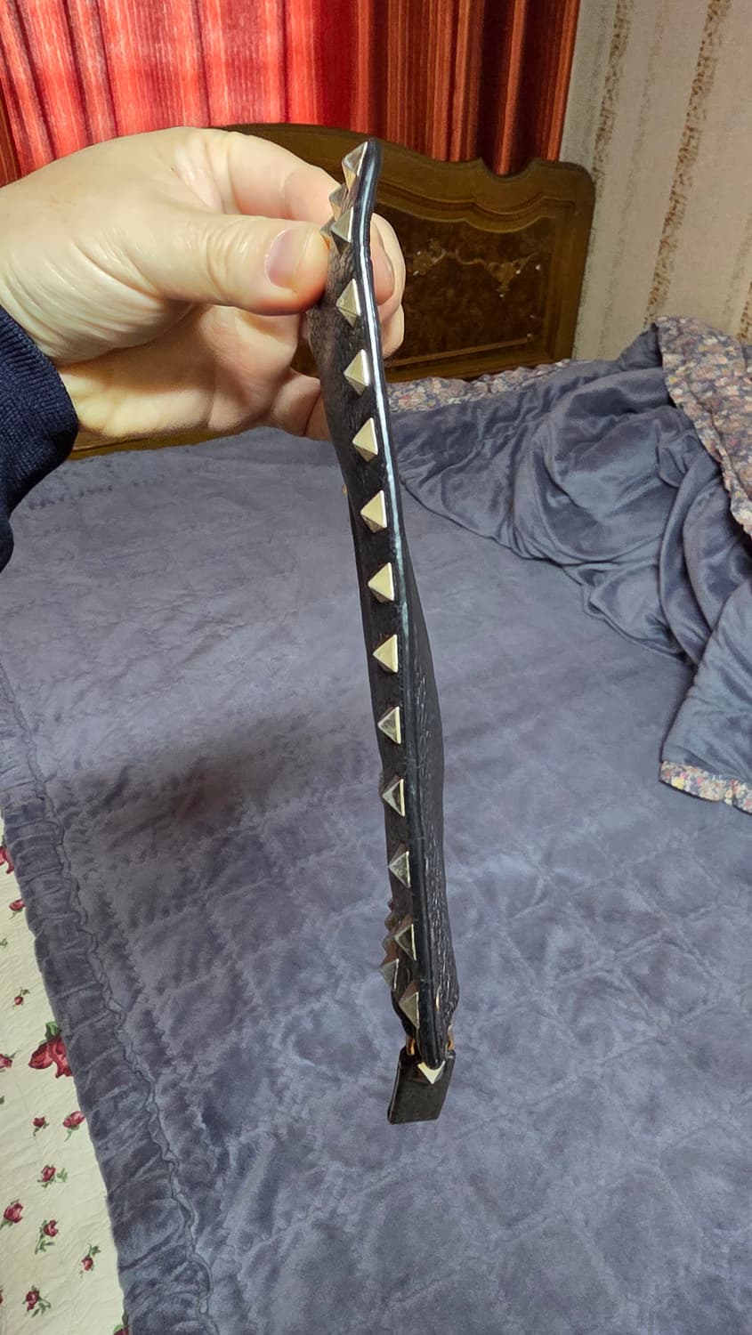 (정품) 발렌티노 락스터드 클러치/남녀공용/검정/개인 상품이미지6