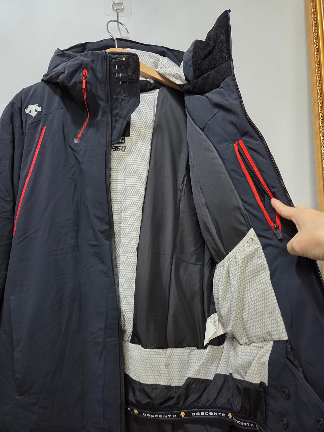 데상트 빵빵한 다운패딩 남자 105 상품이미지3