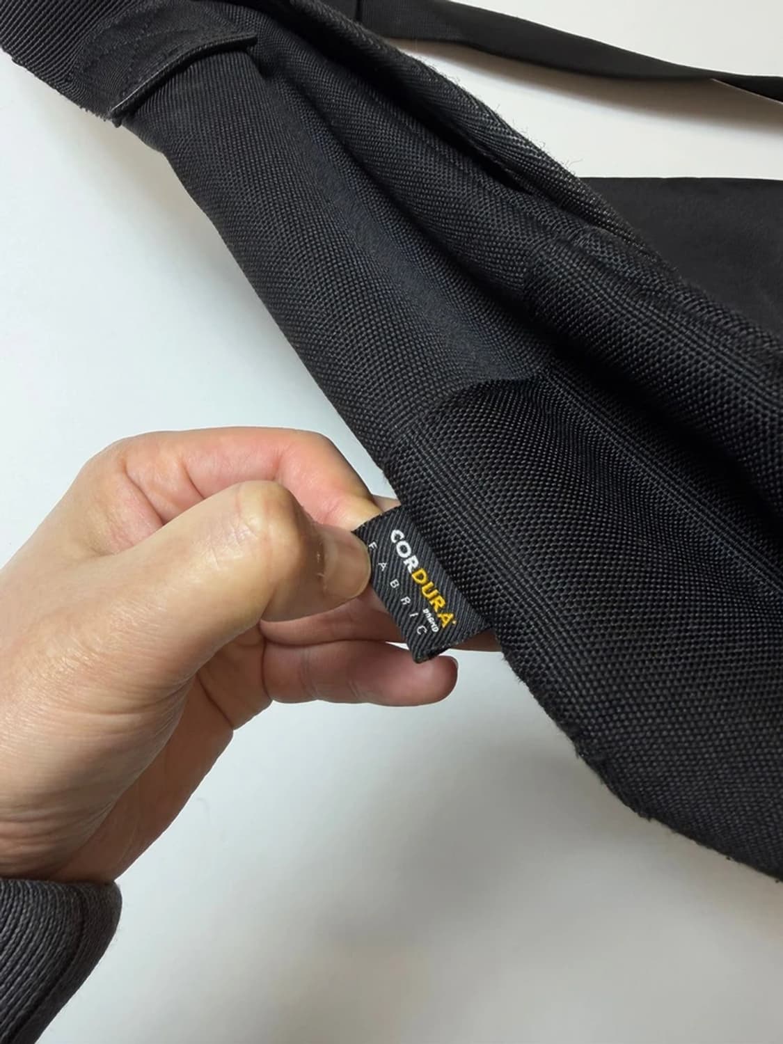 와릿이즌 마크곤잘레스 크로스백 Q1520 상품이미지3