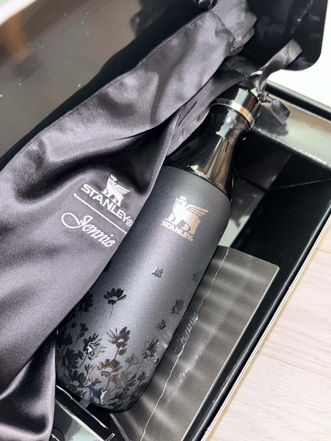 스탠리 1913 x 제니 올데이 슬림 보틀 355ml 미드나잇 루비 상품이미지3