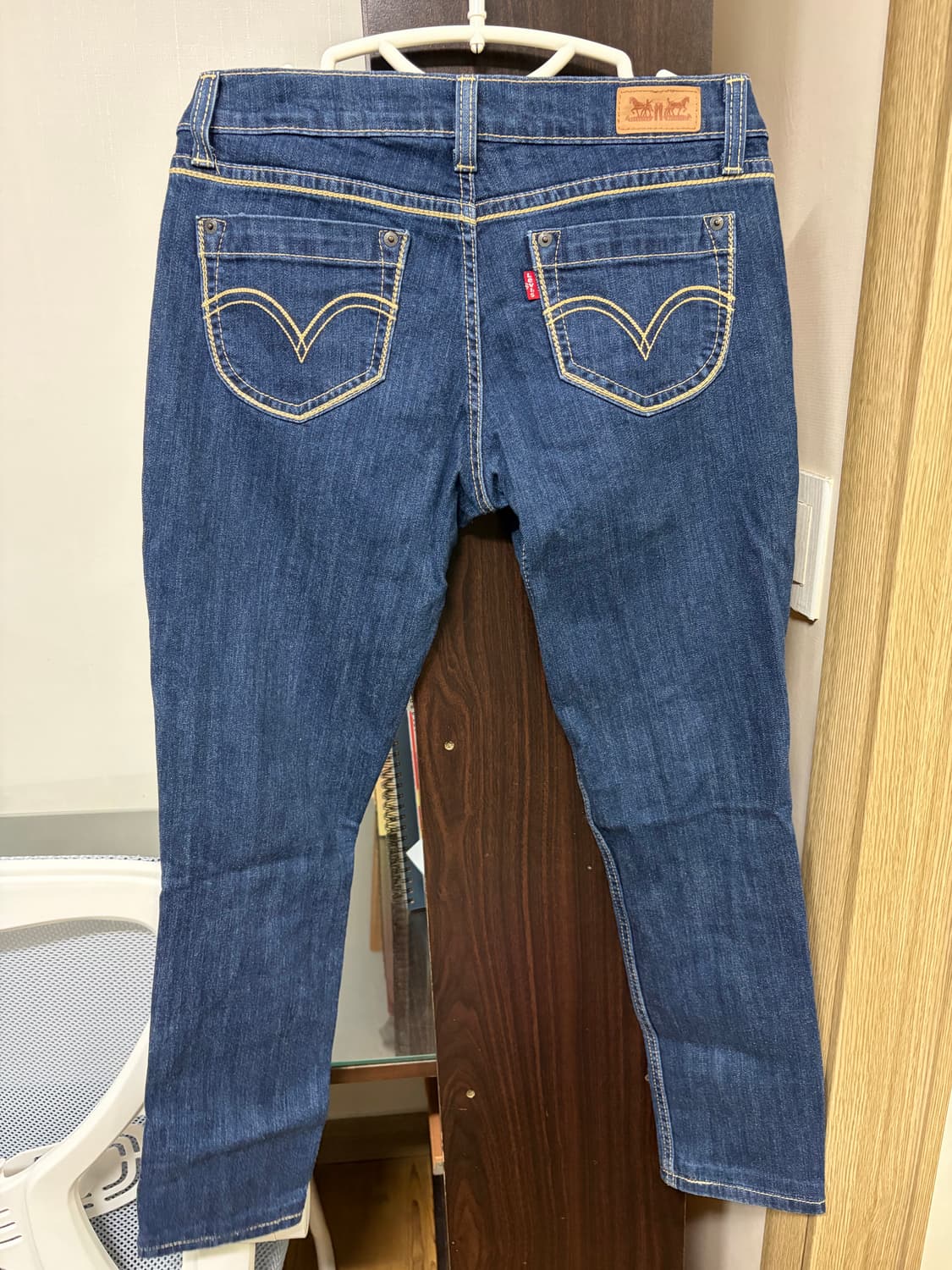 여자 리바이스 524 로우라이즈 스키니진 상품이미지2