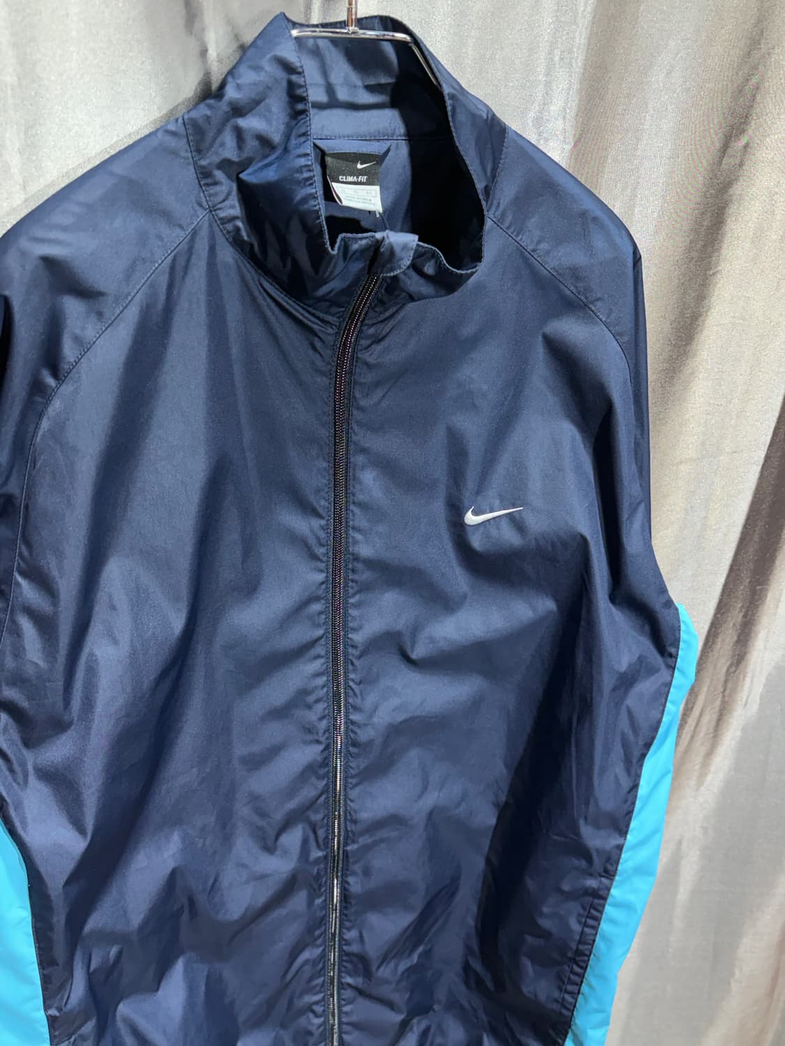 XL 나이키 스우시 스카이블루 라인 네이비 바람막이 상품이미지4