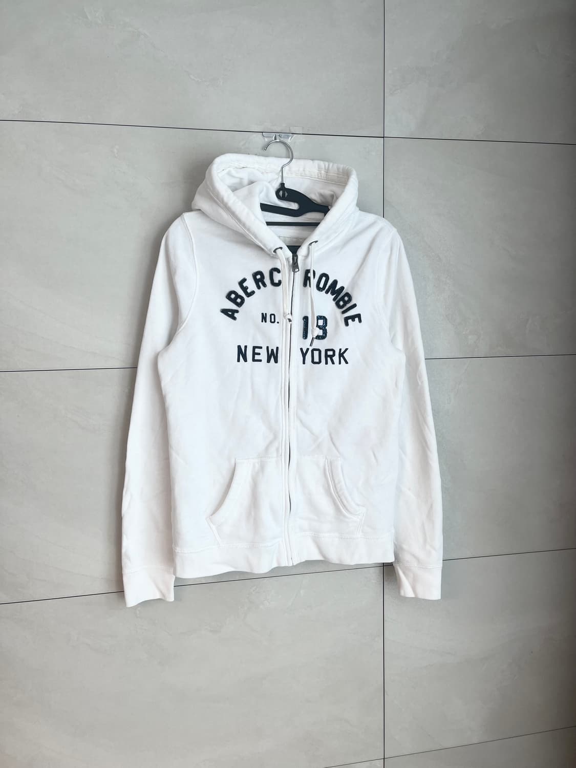 아베크롬비 스펠로고 화이트 대장 후드집업 [L] 상품이미지2