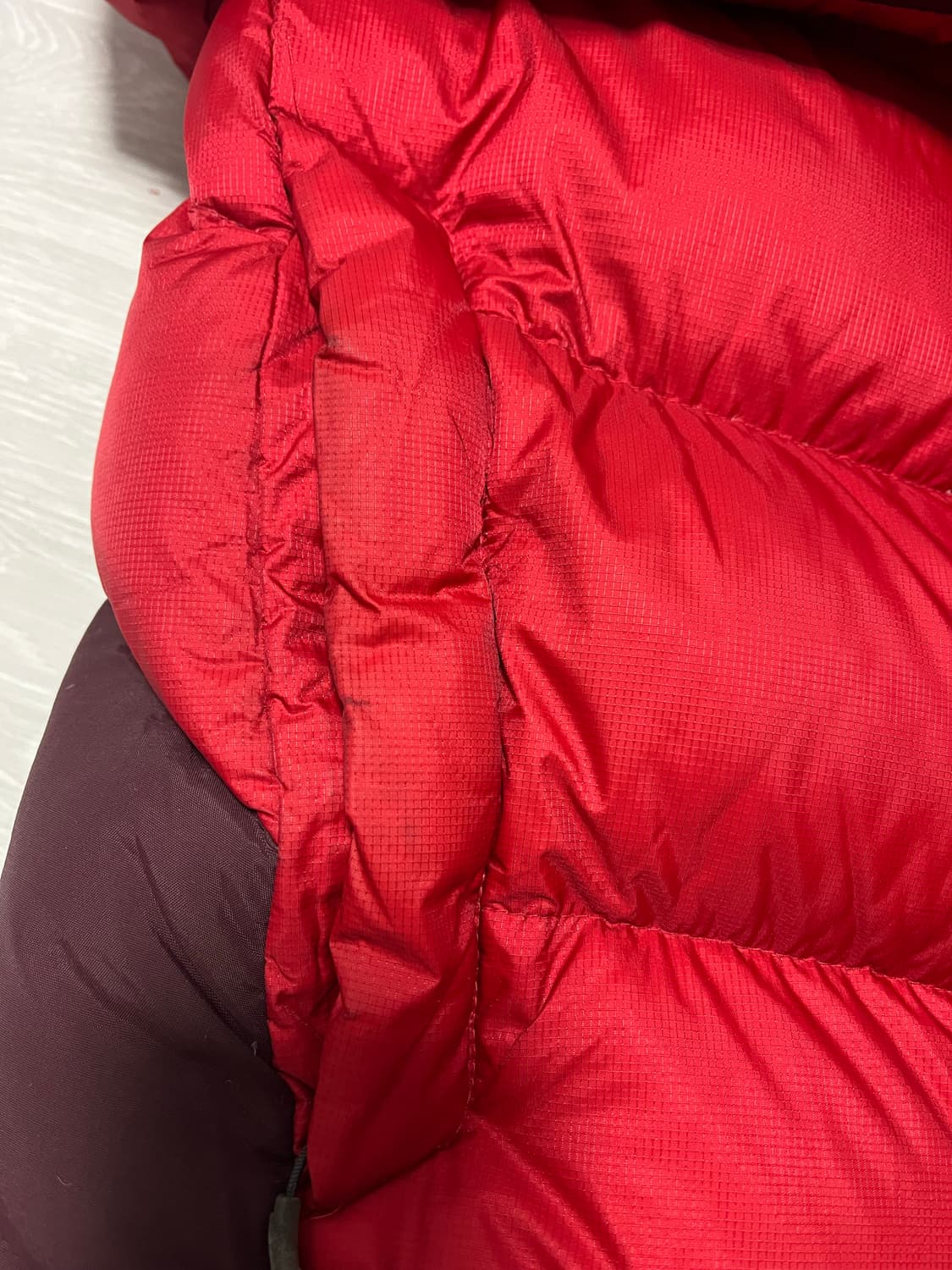 살로몬 구스다운 패딩M 상품이미지5