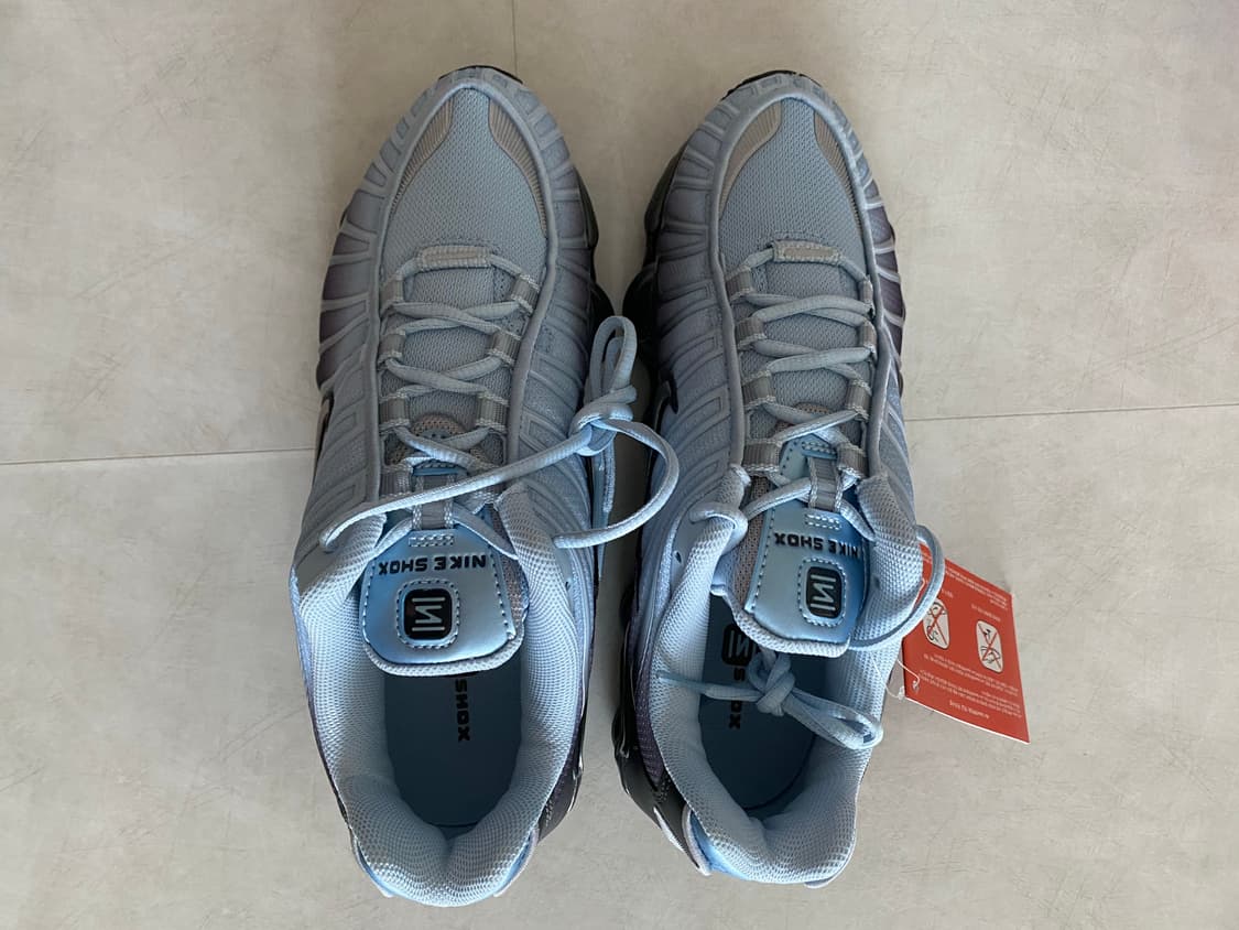 우먼 나이키 샥스 225,240,245 상품이미지2