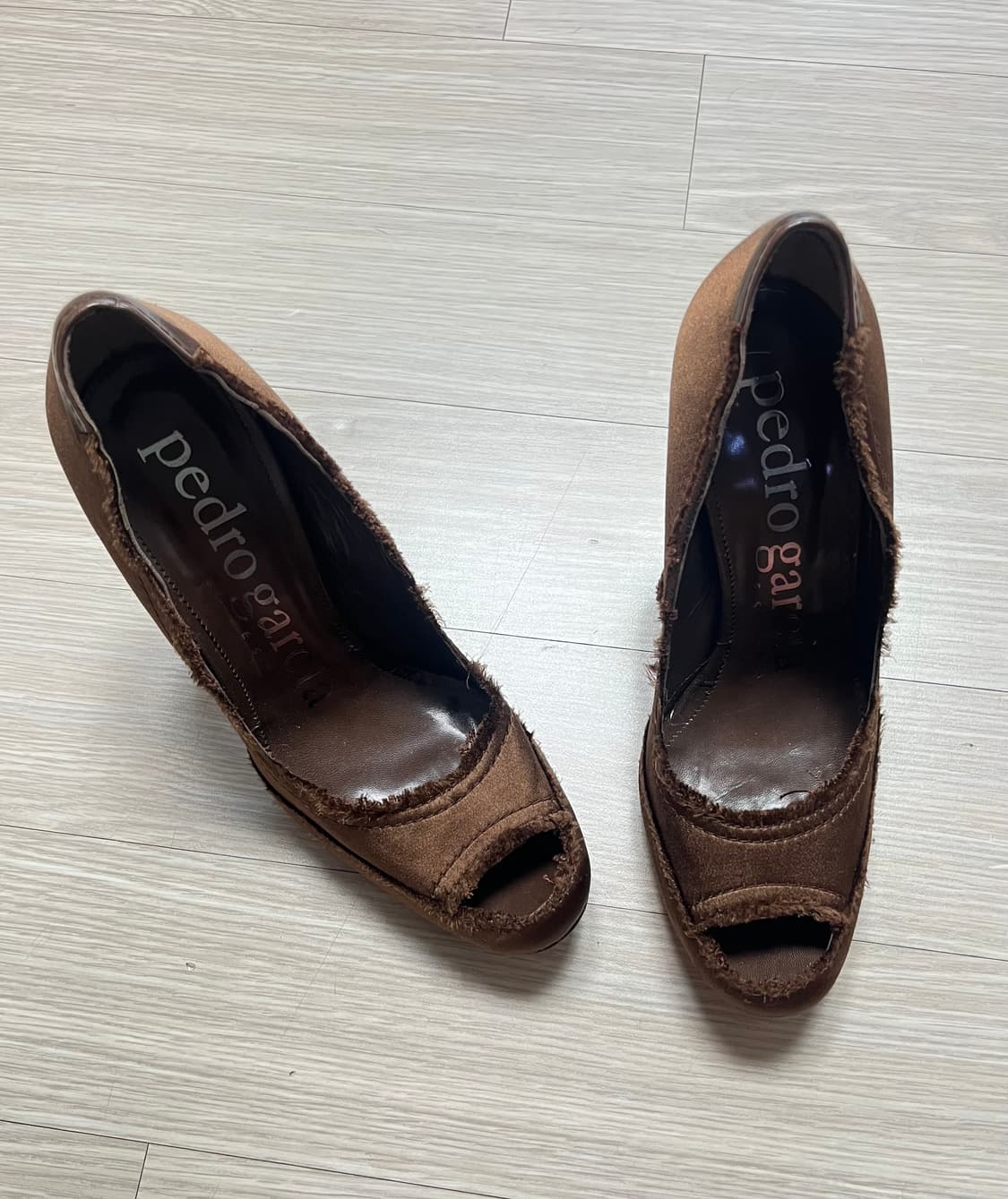 페드로 가르시아 새틴 힐 상품이미지1