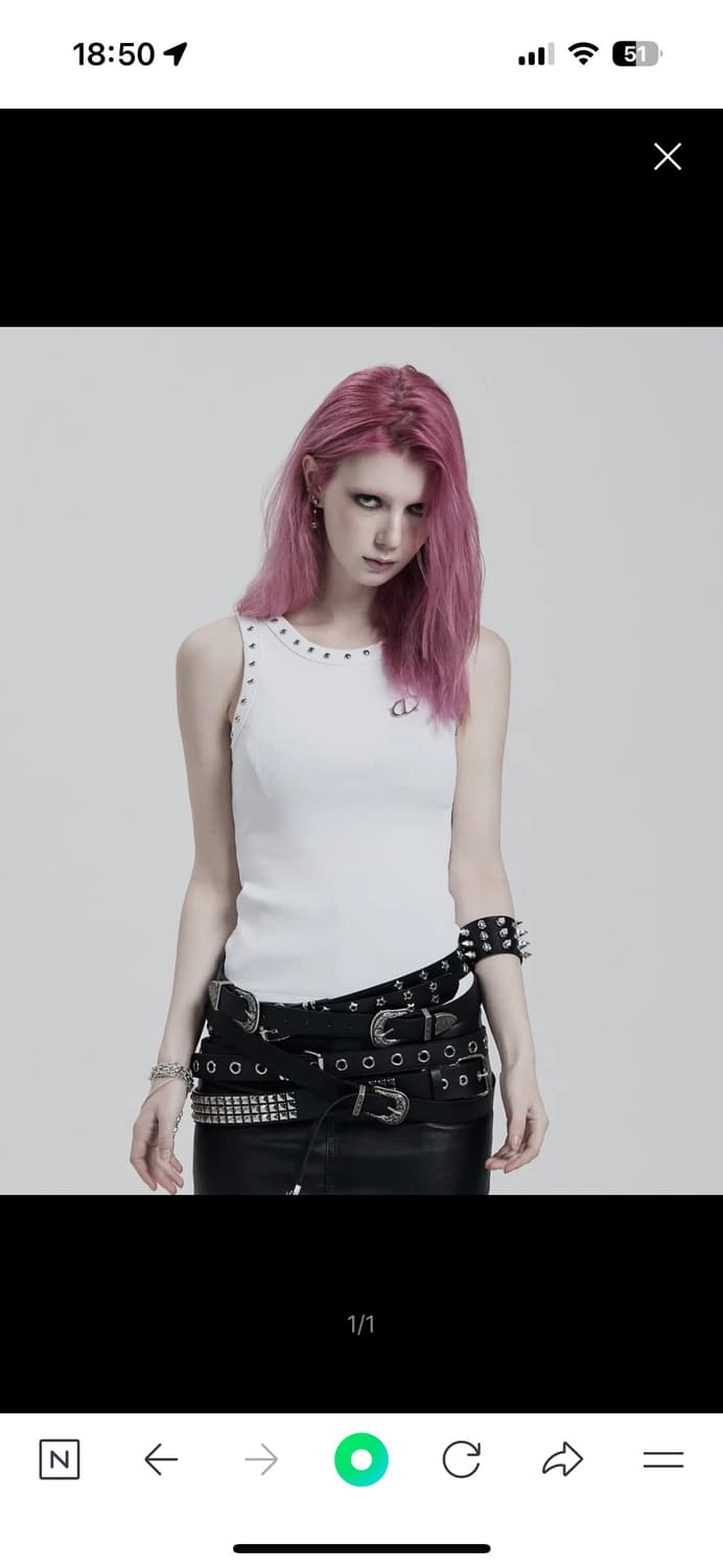 일리오 WHITE SYMBOL STUD SLEEVELESS 상품이미지1
