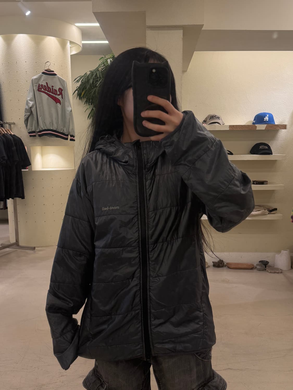 몽벨 일판 오리지날 구스 다운 경량 후드 패딩 U21 상품이미지1