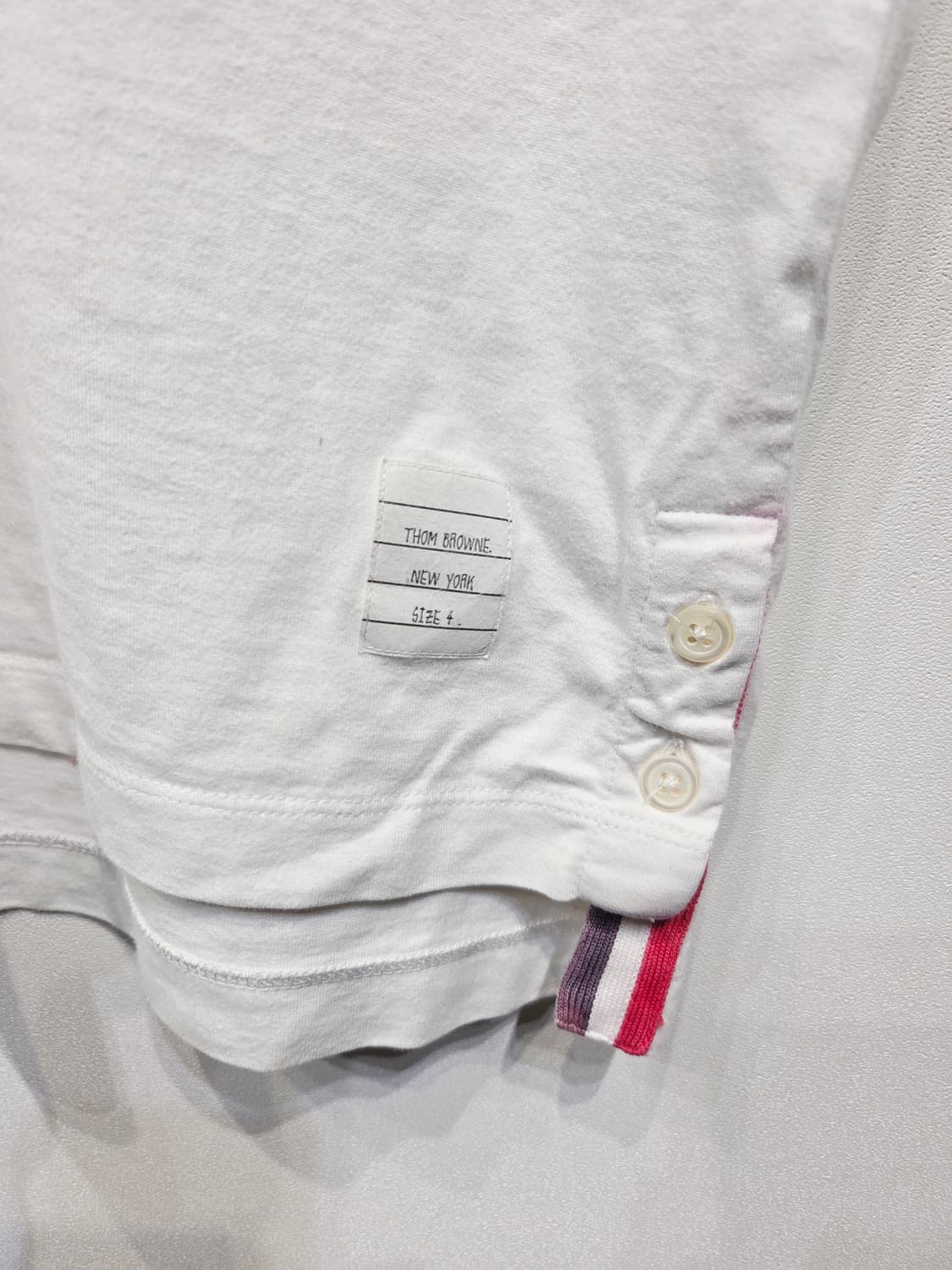 톰브라운 삼선탭 화이트 반팔 폴로티_호칭4 상품이미지4