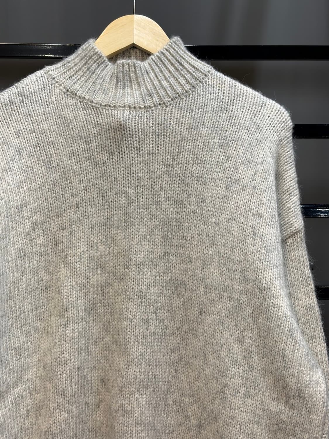 (L) 리프리젠트 알파카/울/코튼 혼방 모크넥 니트 (새상품) 18.9 상품이미지3