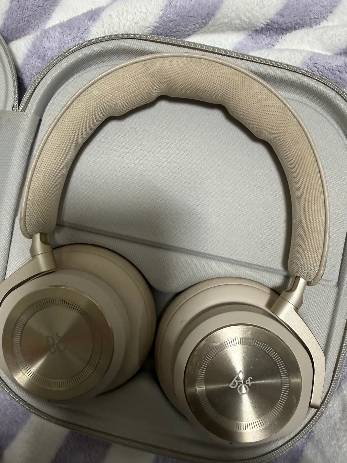 뱅앤올룹슨 해드셋 HX 샌드 판매합니당 상품이미지1
