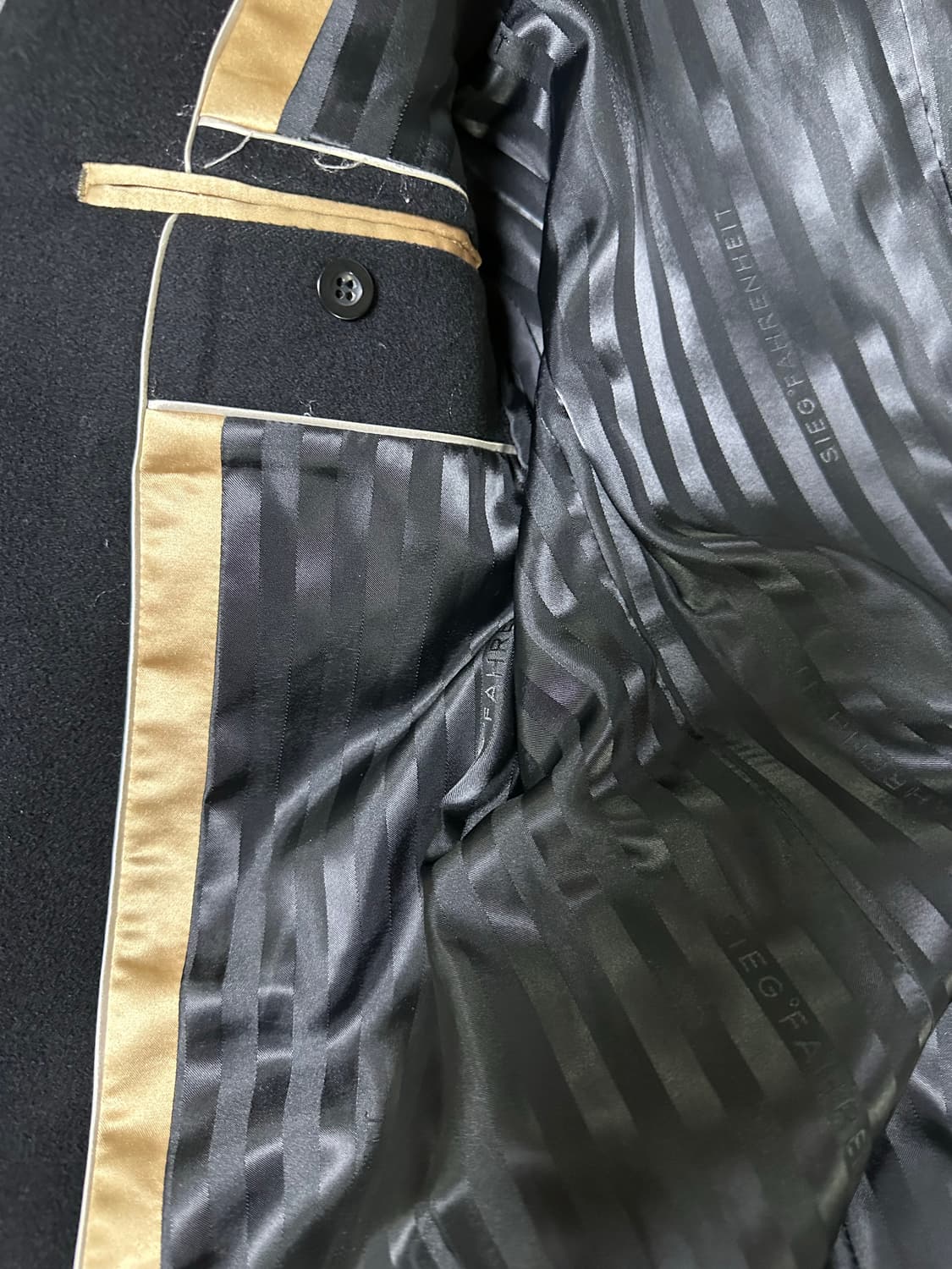 SIEG FAHRENHEIT 남성 블랙 코트 상품이미지5