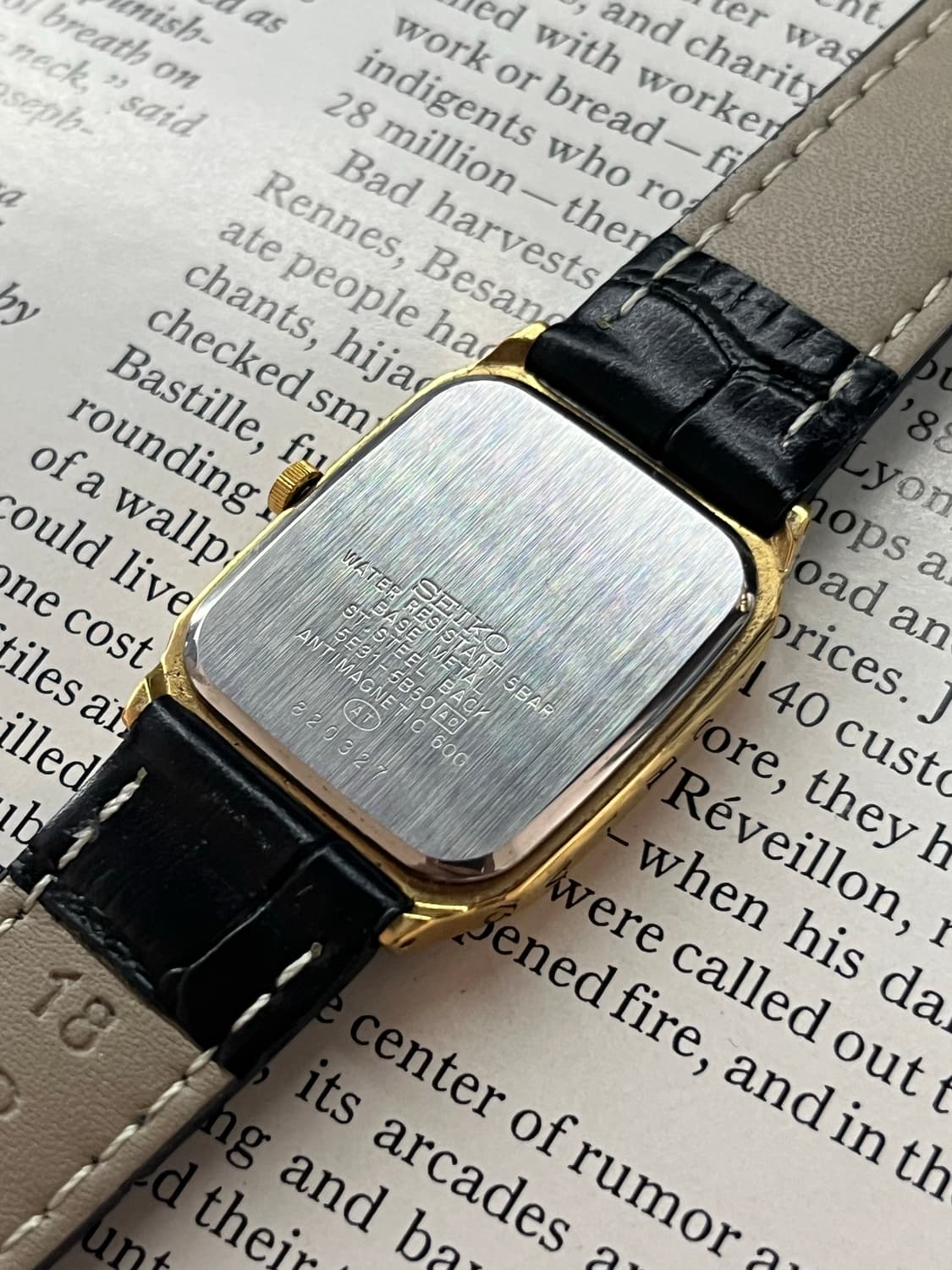 Seiko Quartz Spirit Tank 상품이미지5