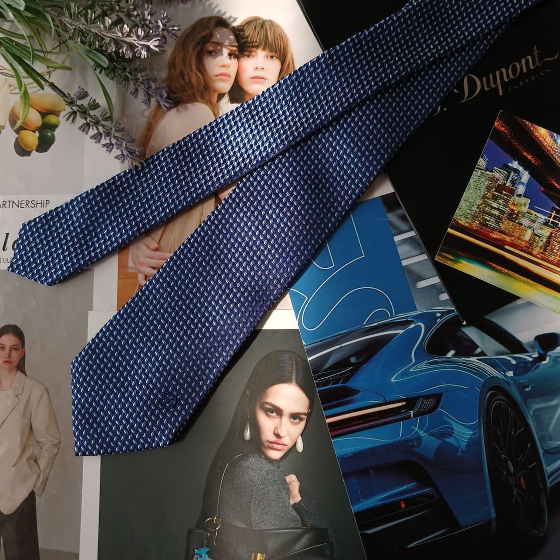 에스.티. 듀퐁 실크 블루 패턴 넥타이 8cm A+등급 A19788
 상품이미지5