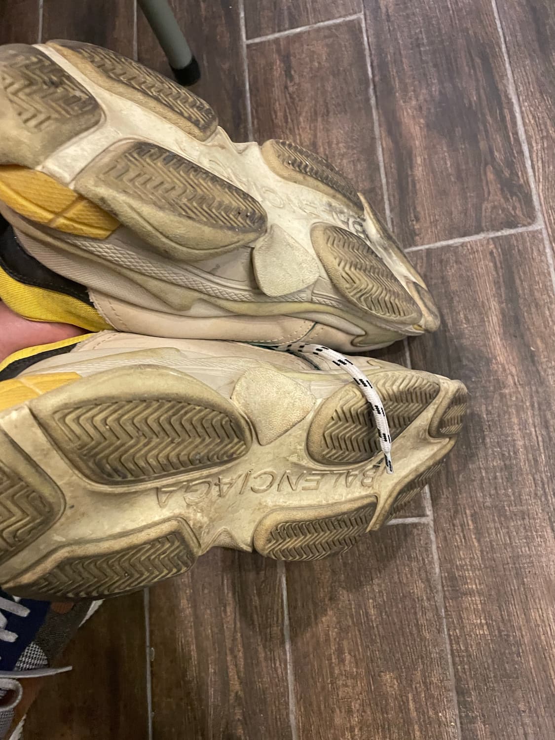 발렌시아가 44사이즈  상품이미지4