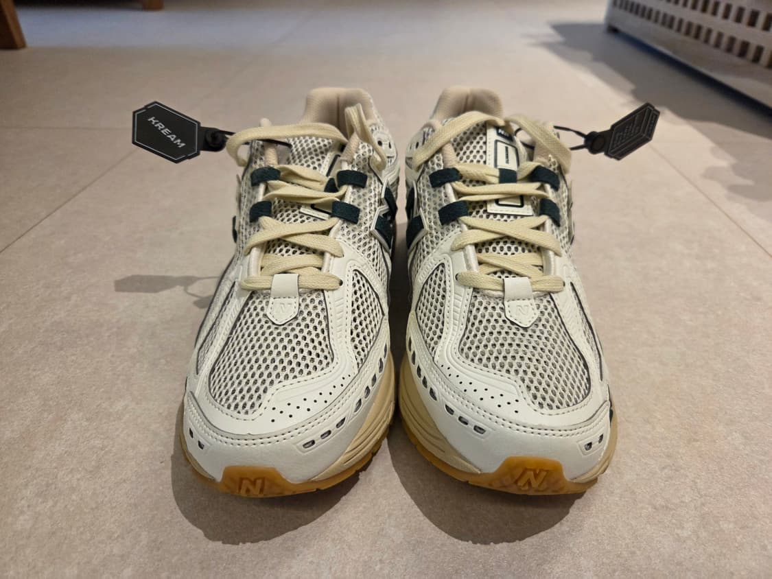 새상품_(270)뉴발란스 1906R 실버 그린 상품이미지1