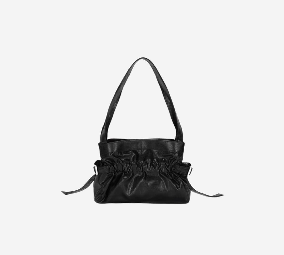 마뗑킴 포우 레더 씨쉘 미니백 블랙 판매해요 가방 숄더백 상품이미지2